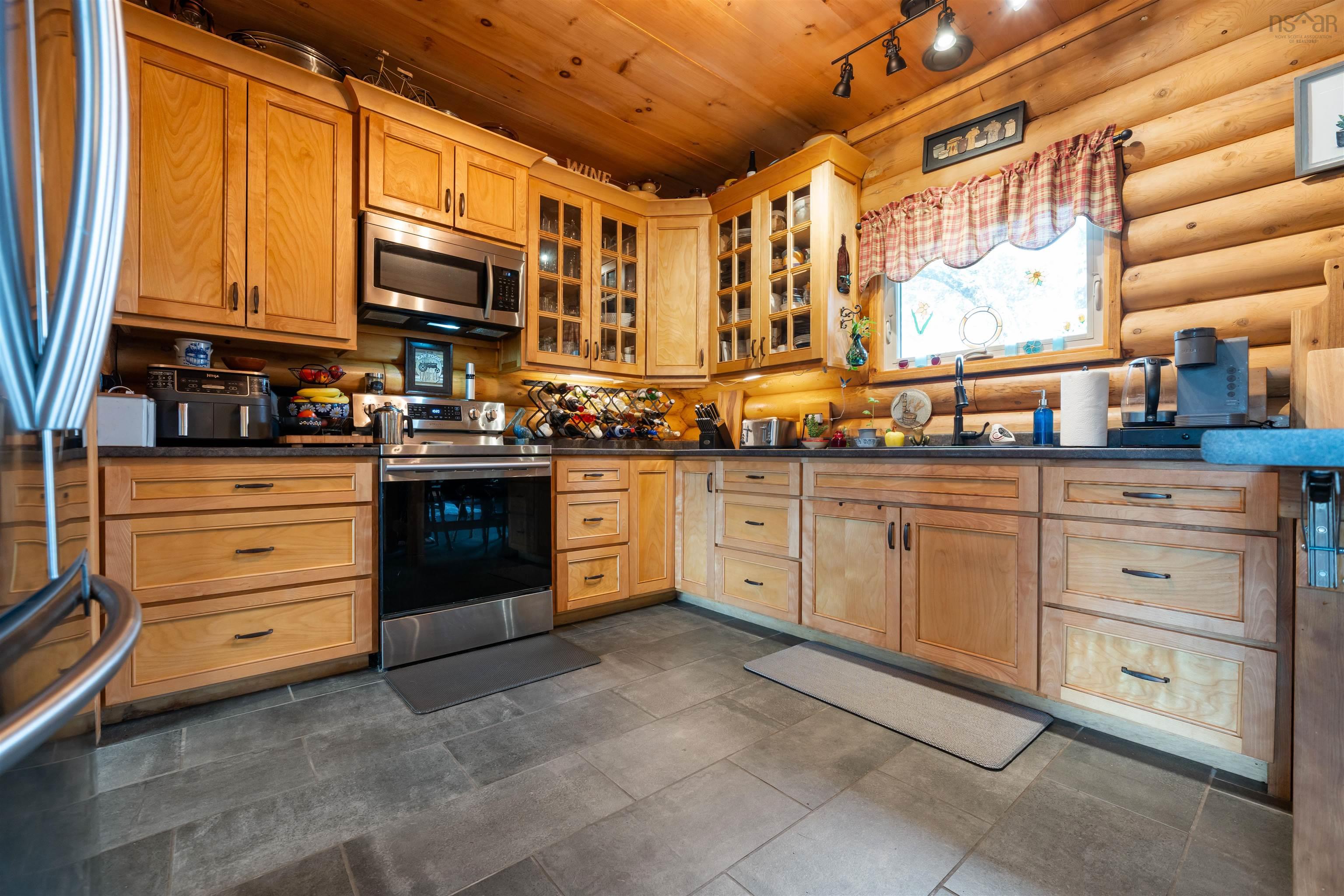 $525,000.00: 4 Garden of Eden Church Loop, Garden Of Eden