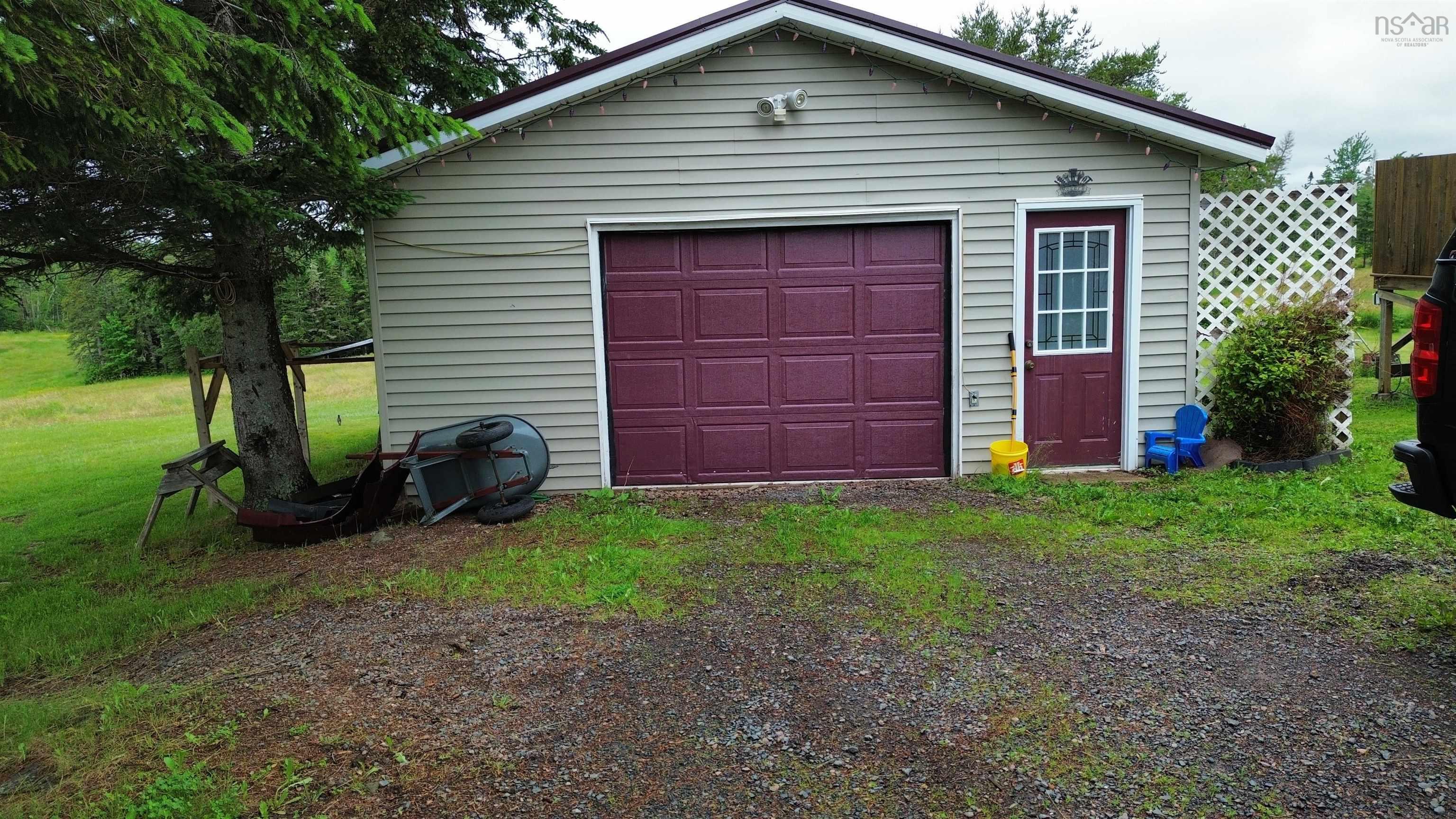 $279,900.00: 3001 368 Highway, Fountain Road