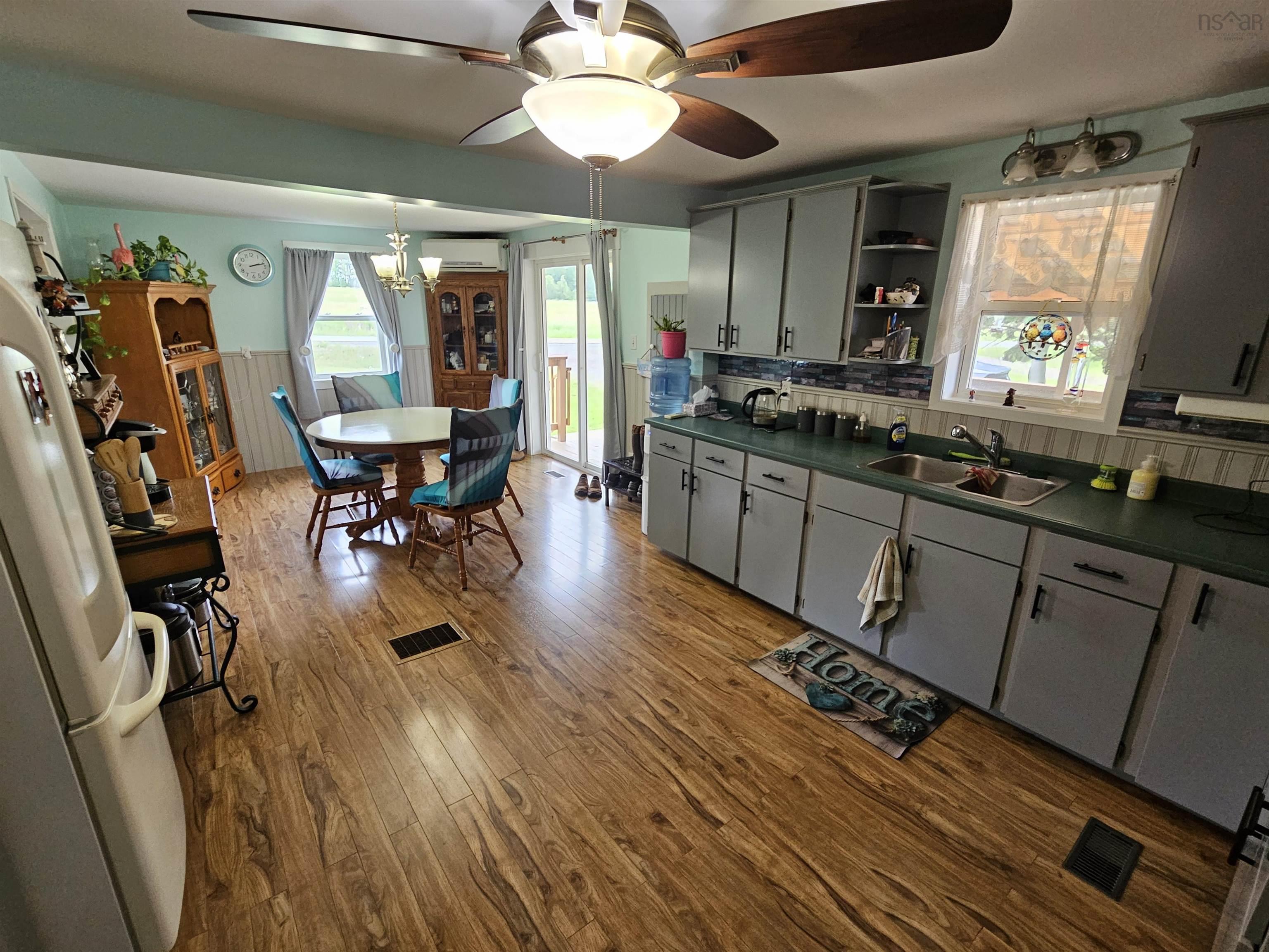$279,900.00: 3001 368 Highway, Fountain Road