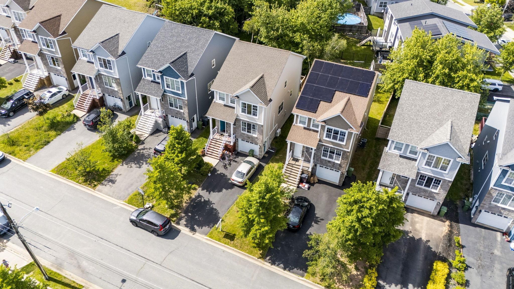 $839,990.00: 15 Lowther Lane, Bedford