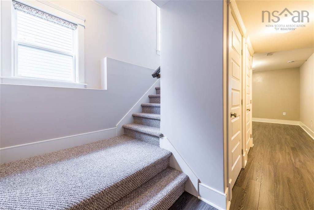 $839,990.00: 15 Lowther Lane, Bedford