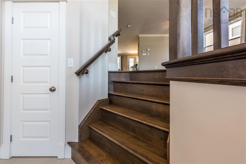 $839,990.00: 15 Lowther Lane, Bedford