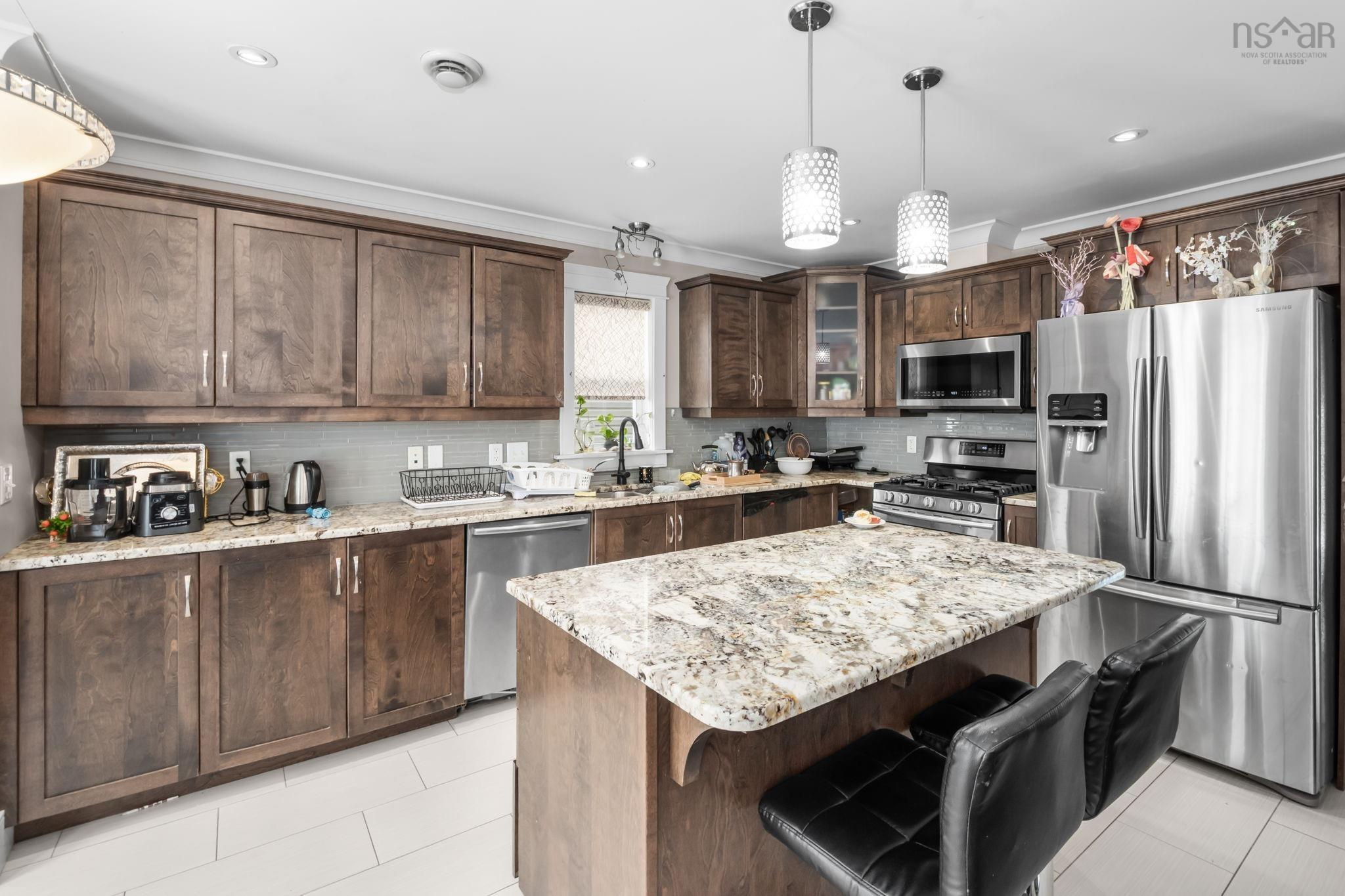 $839,990.00: 15 Lowther Lane, Bedford