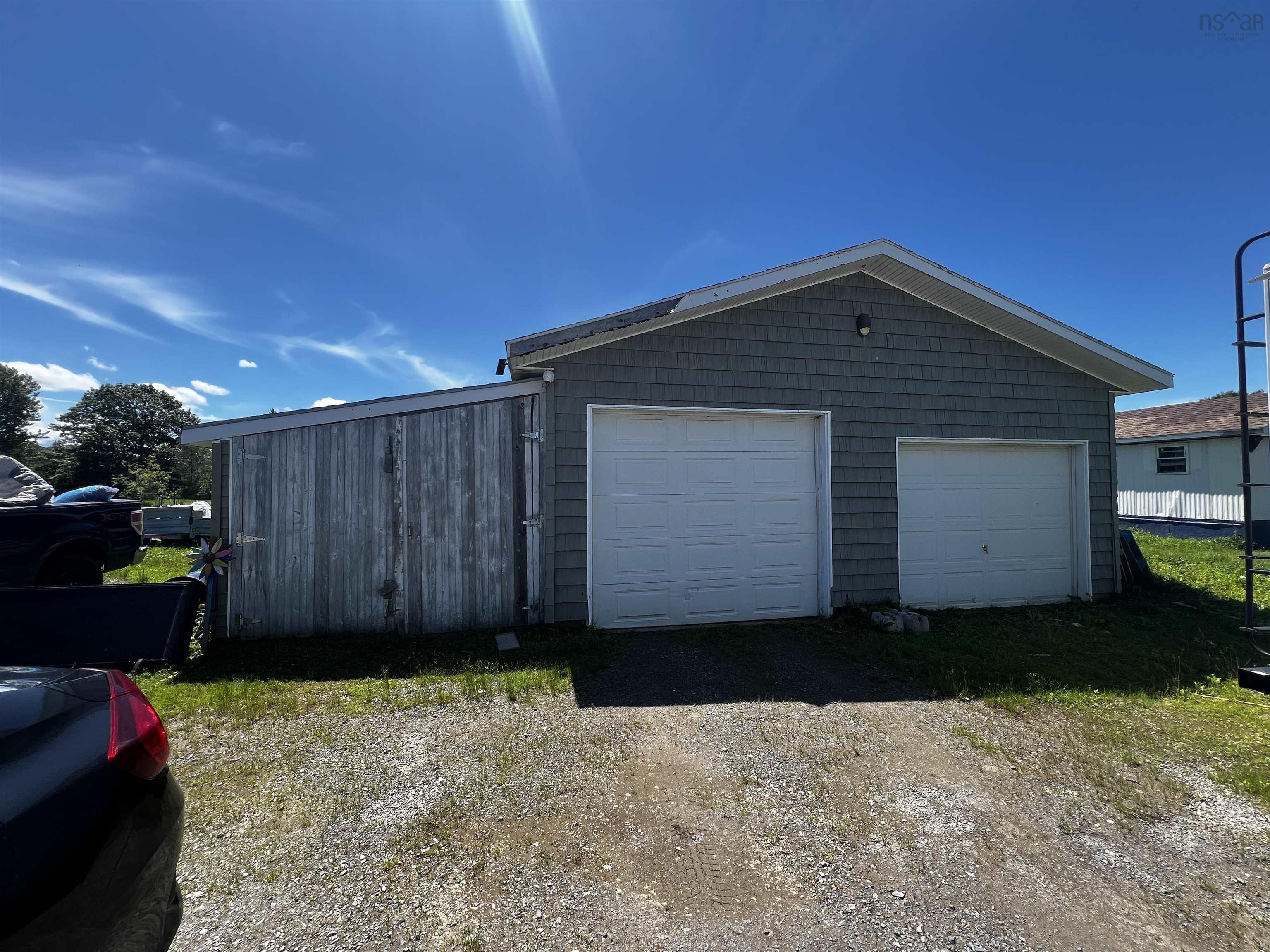 $450,000.00: 23 Deboer Dr Drive, Lawrencetown