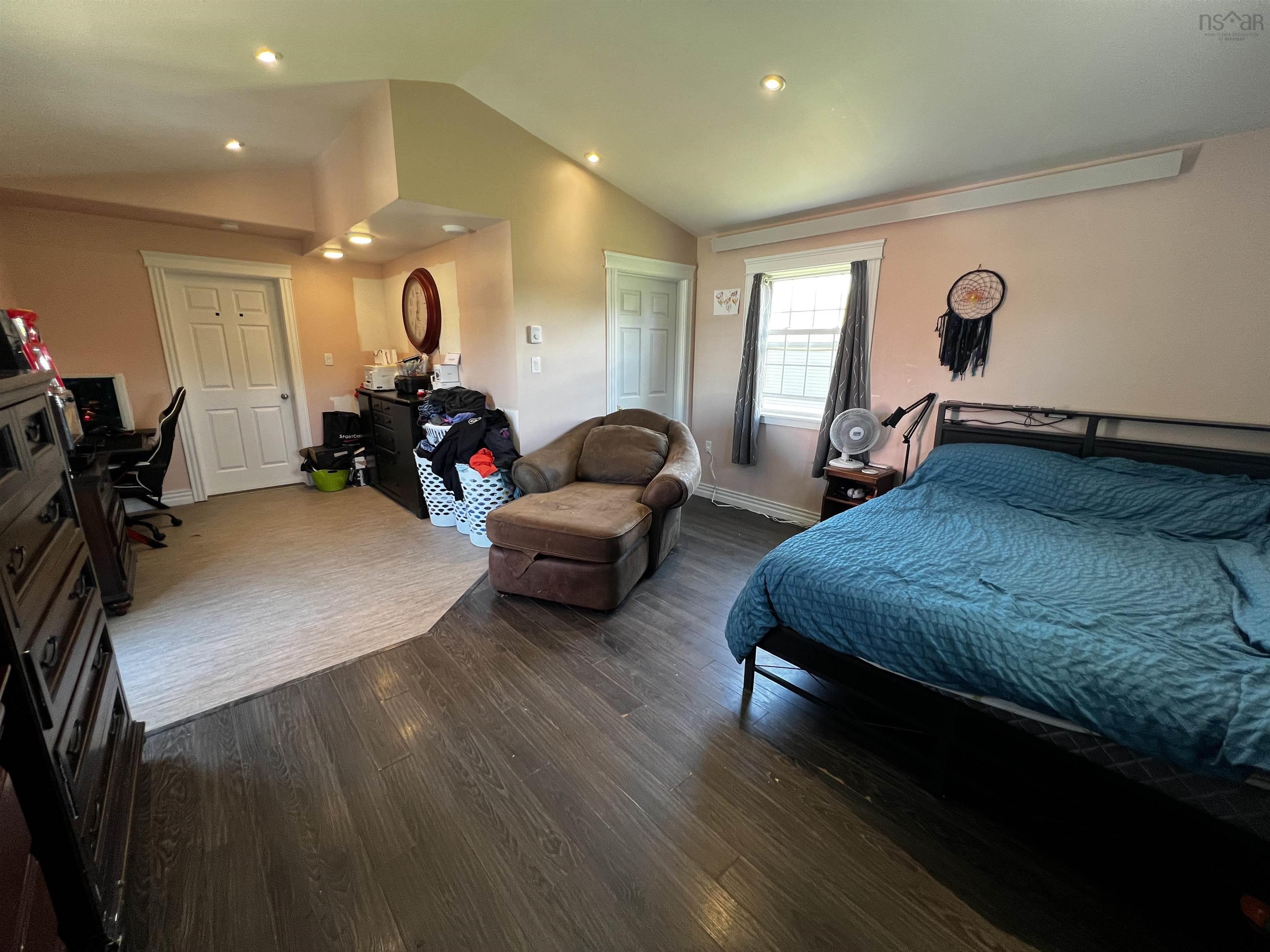 $450,000.00: 23 Deboer Dr Drive, Lawrencetown
