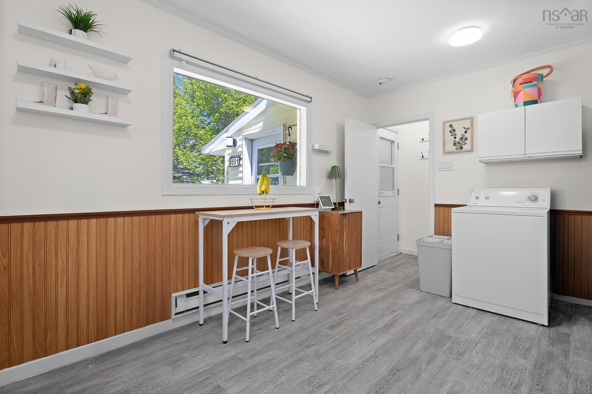 $399,000.00: 5891 215 Highway, Newport