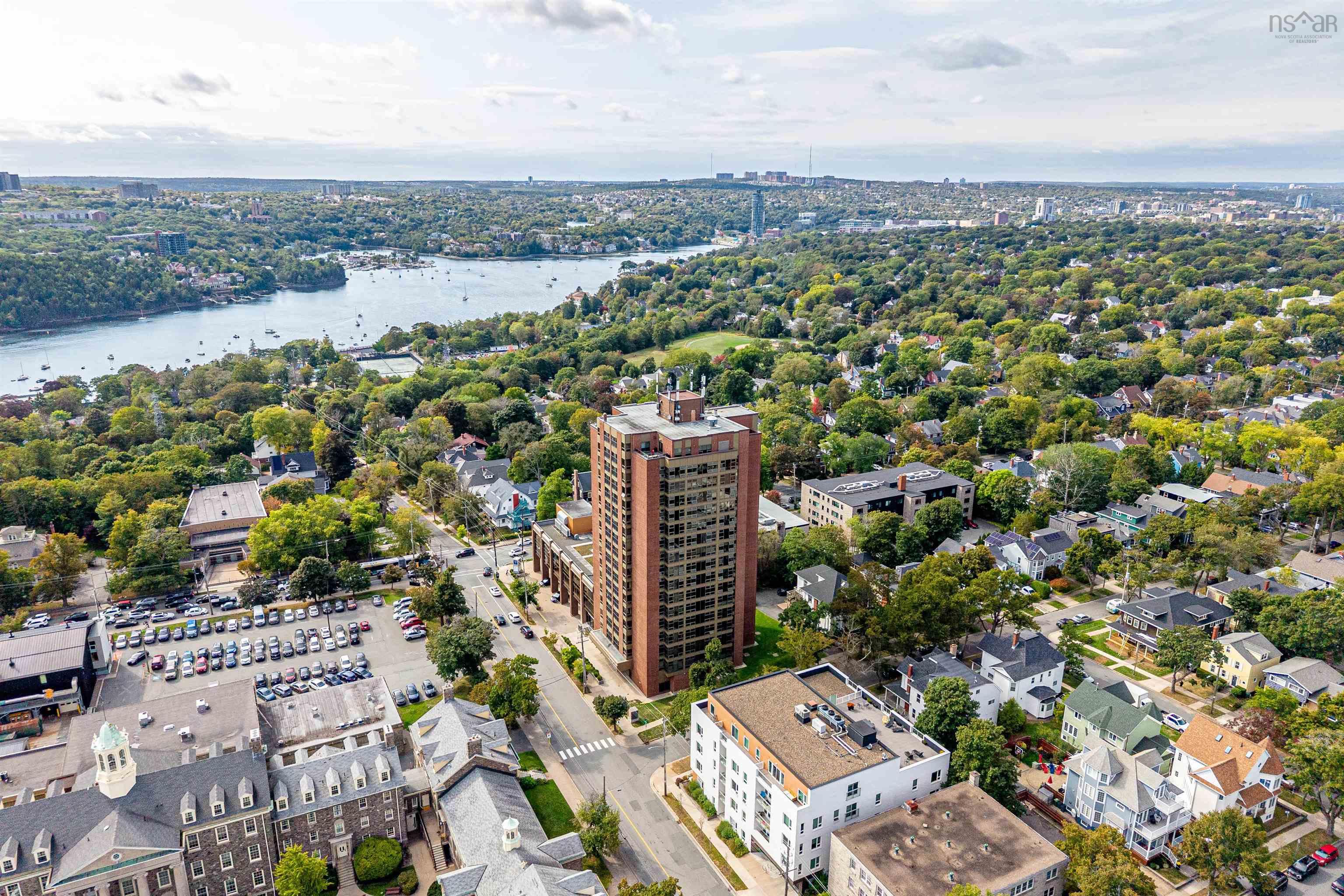 $309,900.00: 402 6369 Coburg Road, Halifax