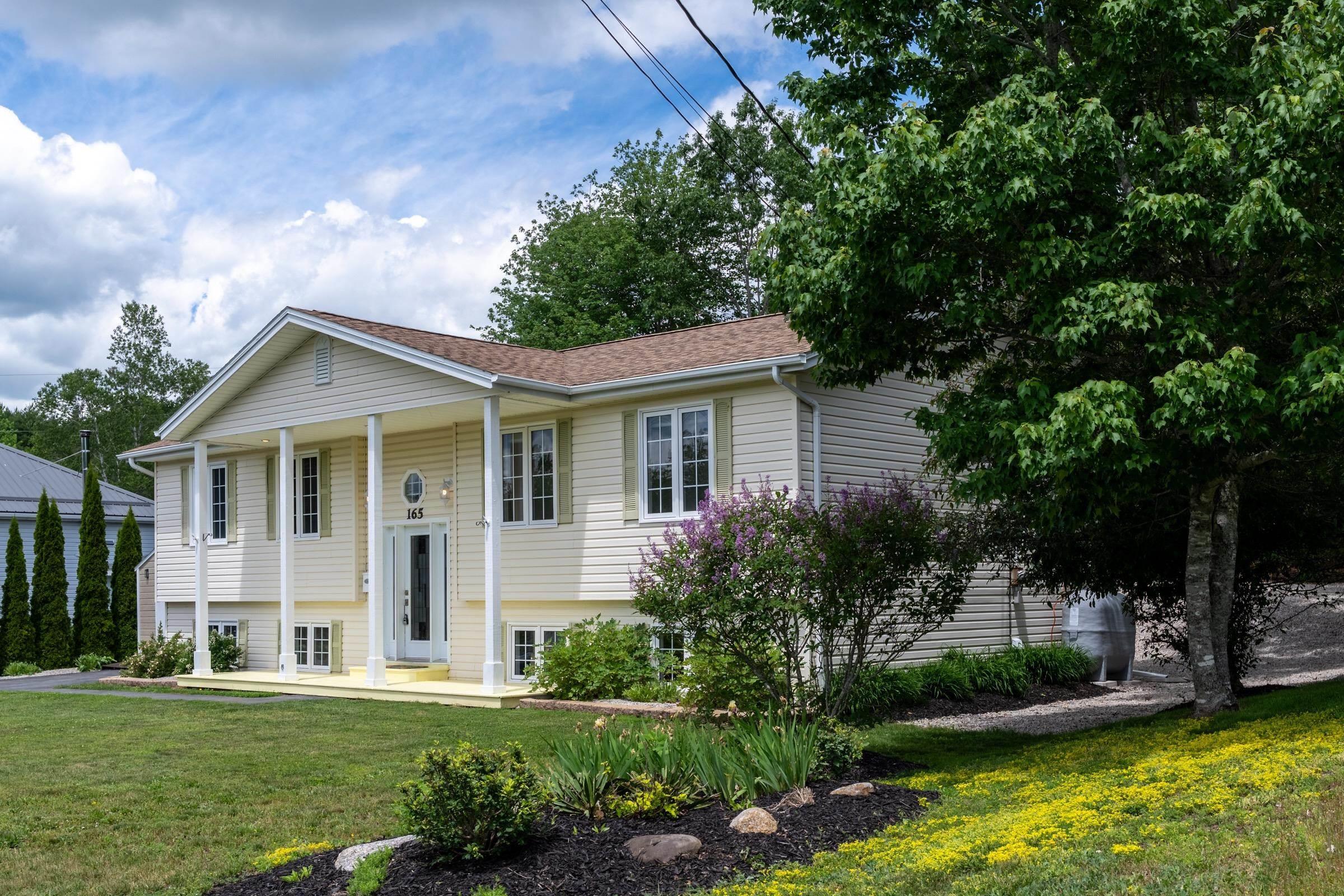 $589,000.00: 165 Mayfair Drive, Bridgewater