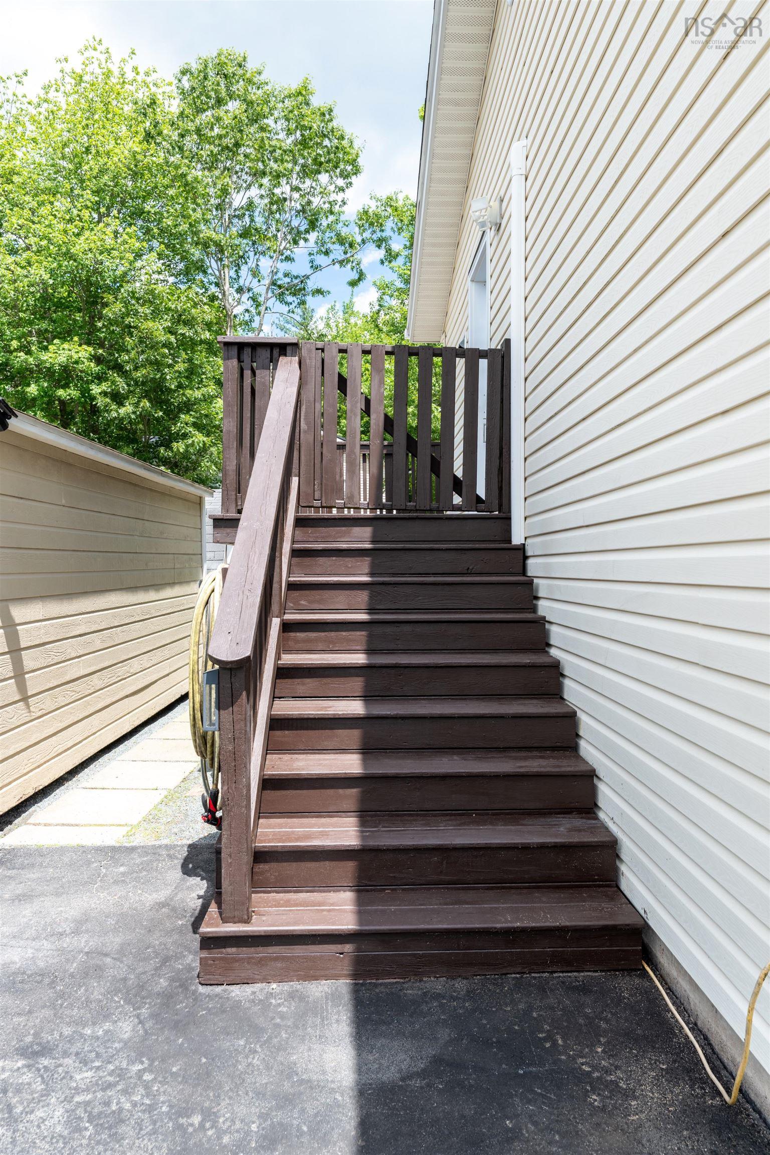 $589,000.00: 165 Mayfair Drive, Bridgewater