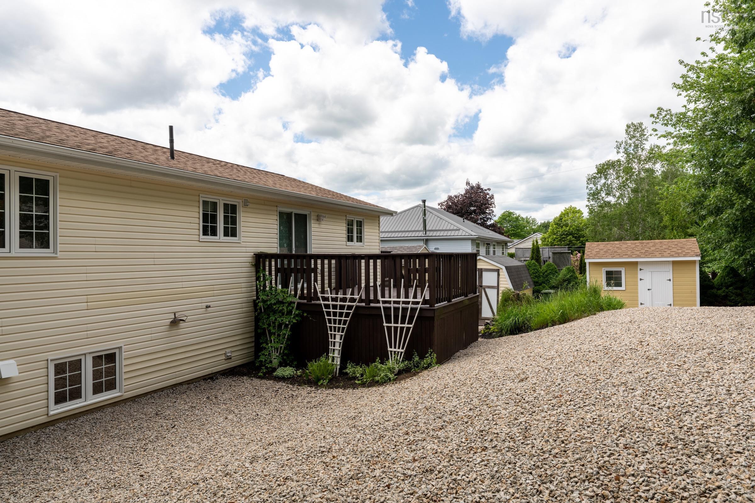 $589,000.00: 165 Mayfair Drive, Bridgewater