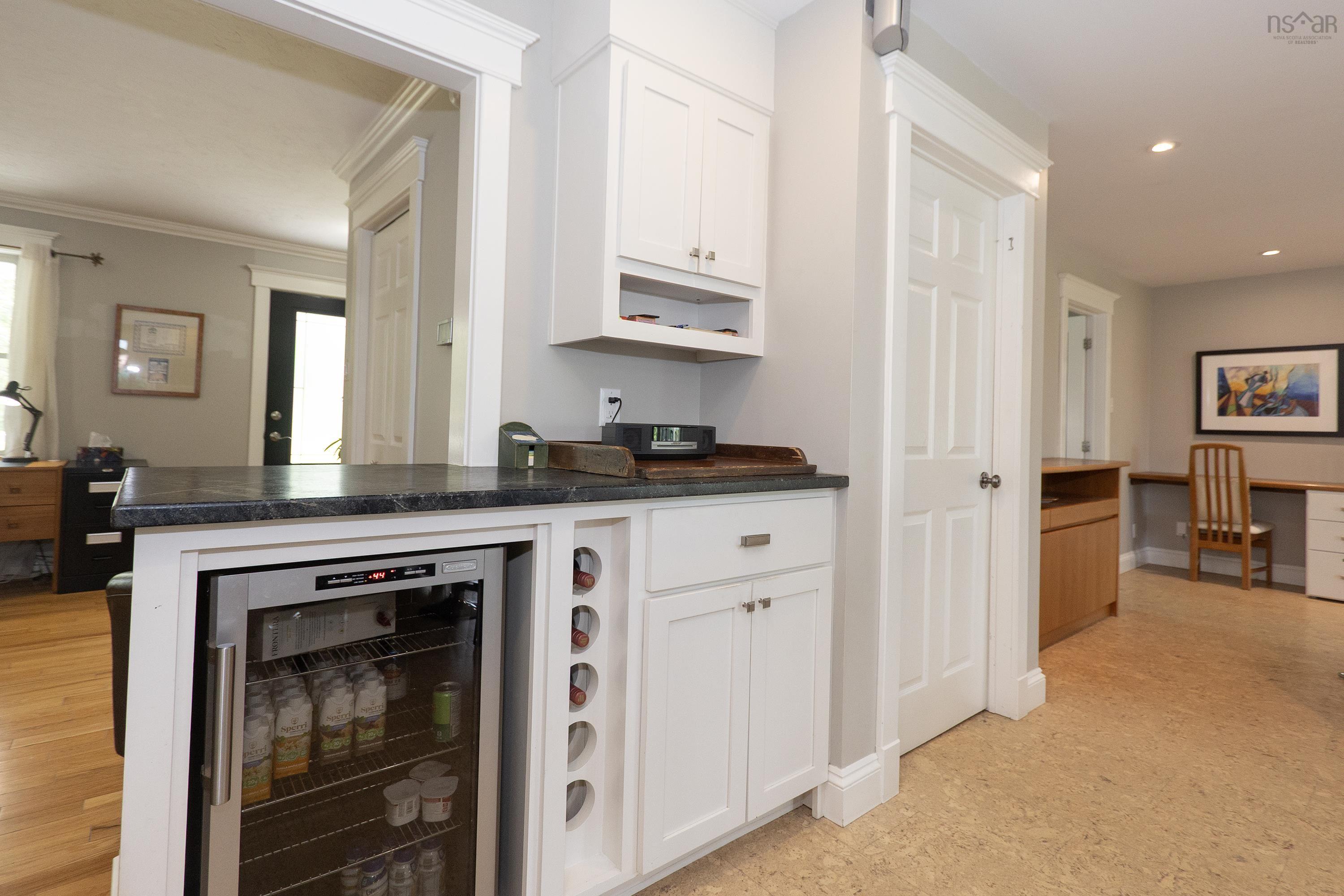 $679,999.00: 131 Fox Ranch Road, East Amherst