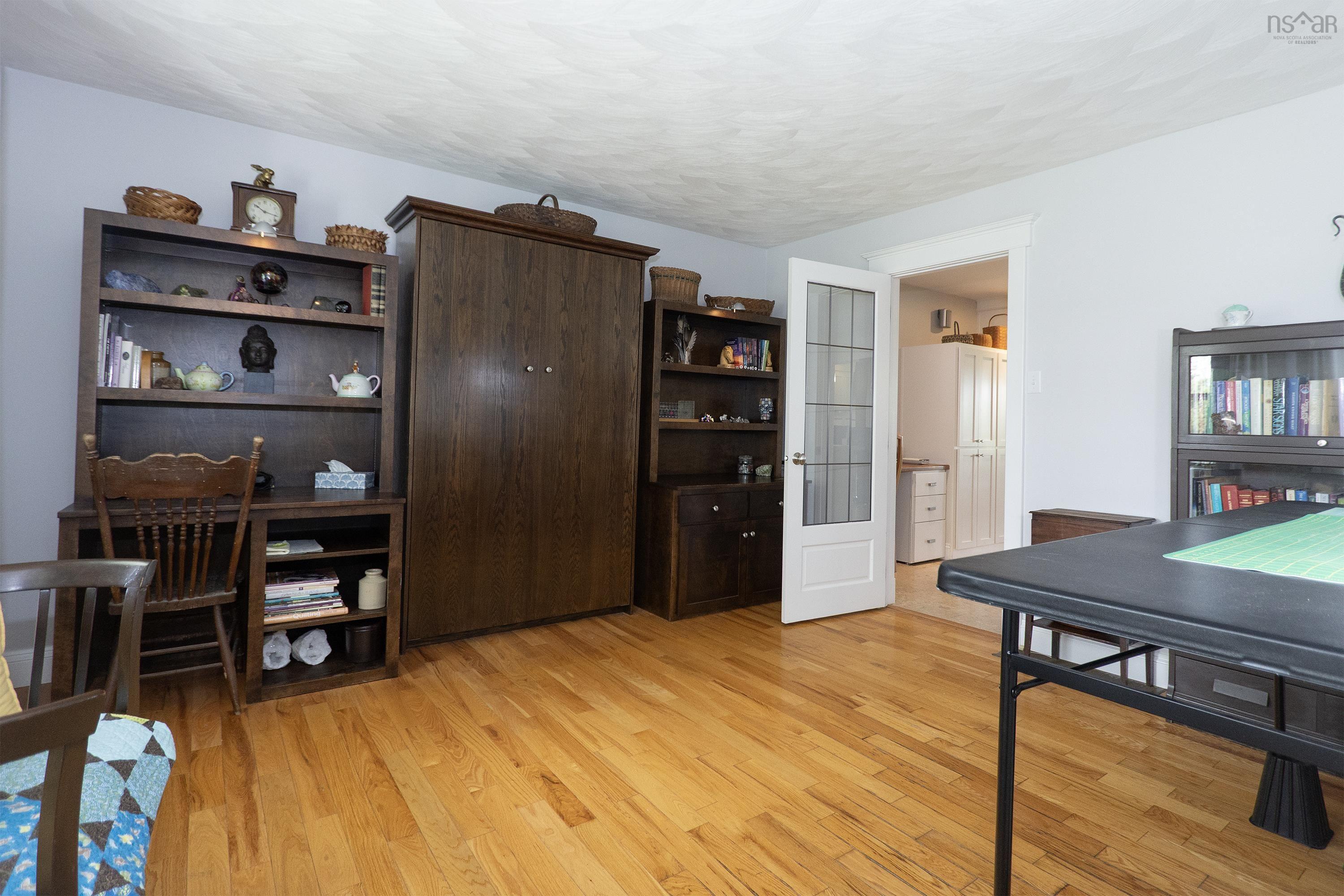 $679,999.00: 131 Fox Ranch Road, East Amherst