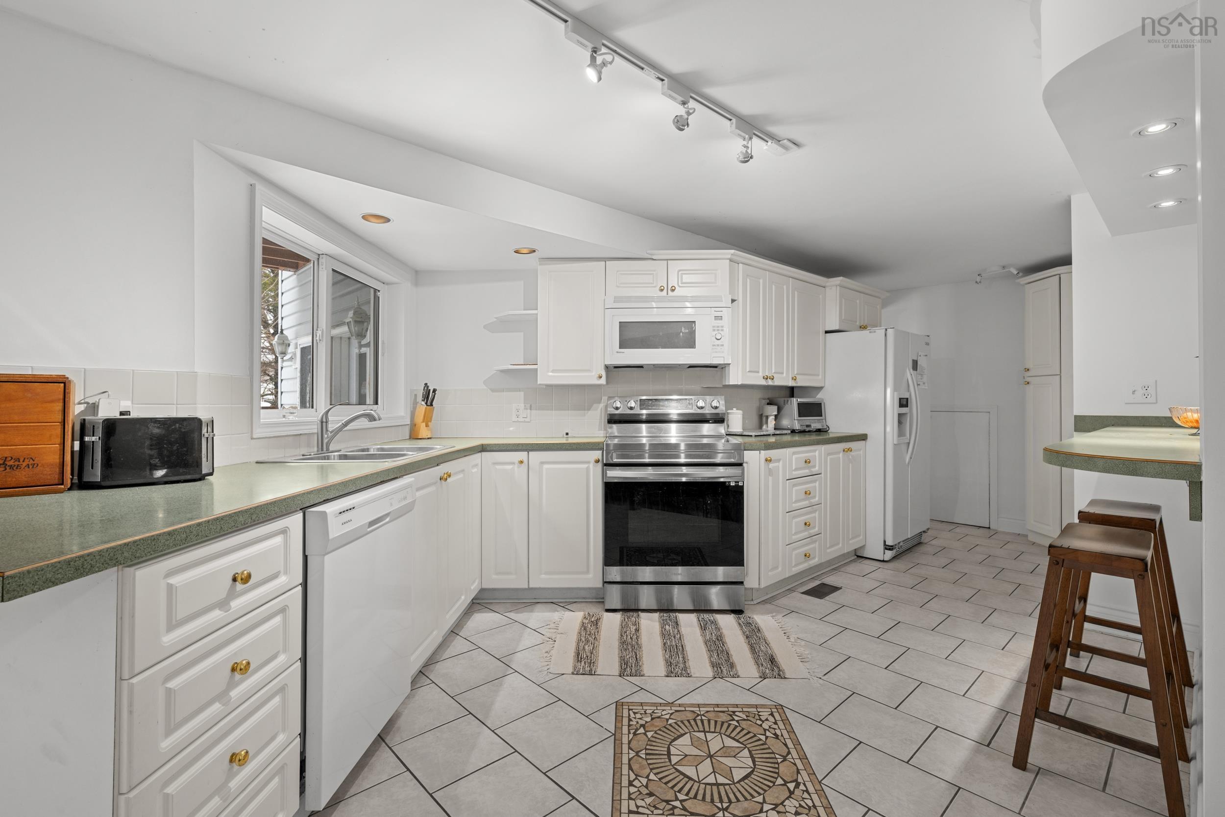 $677,770.00: 121 School Avenue, Halifax