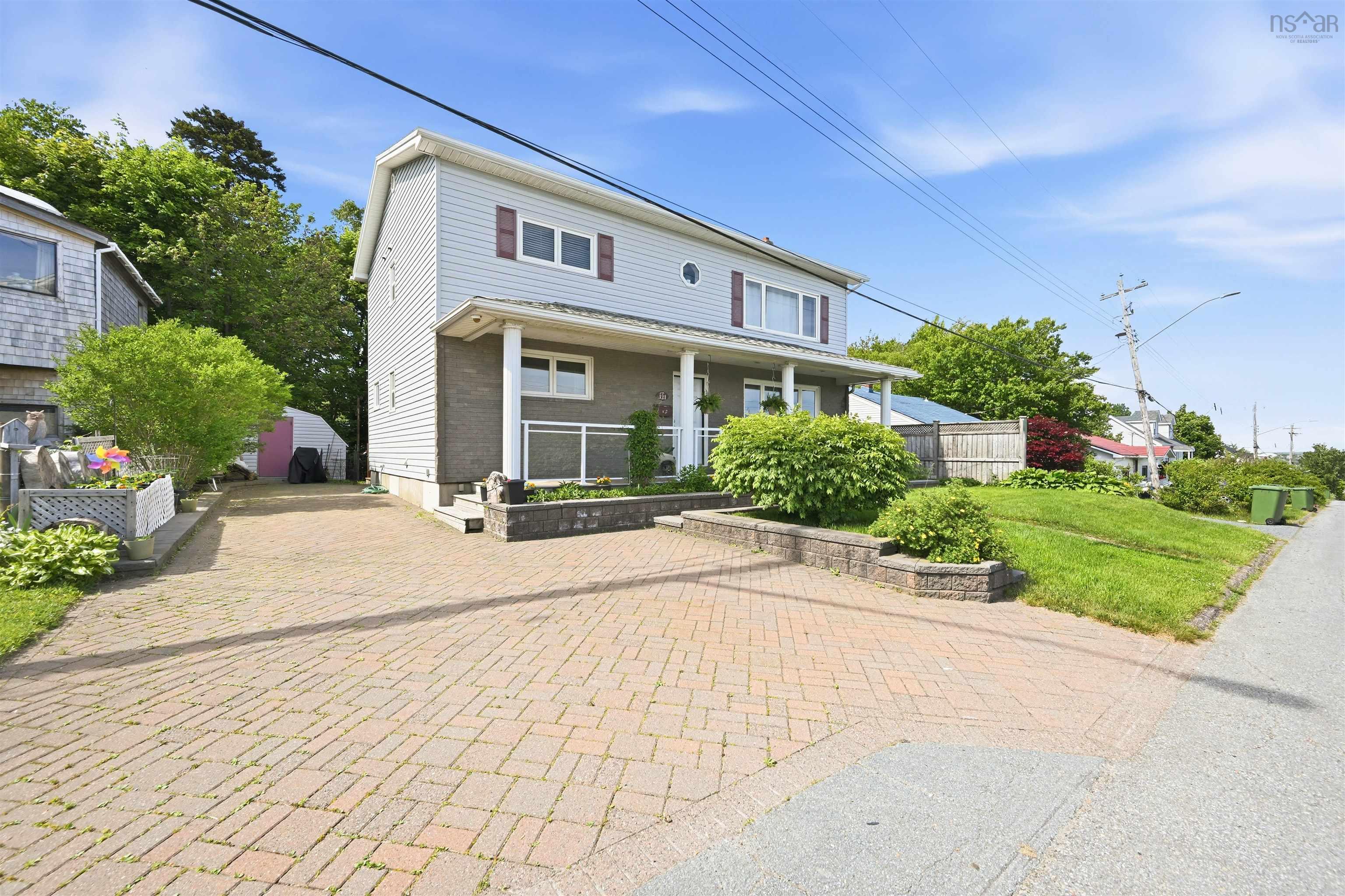 $677,770.00: 121 School Avenue, Halifax