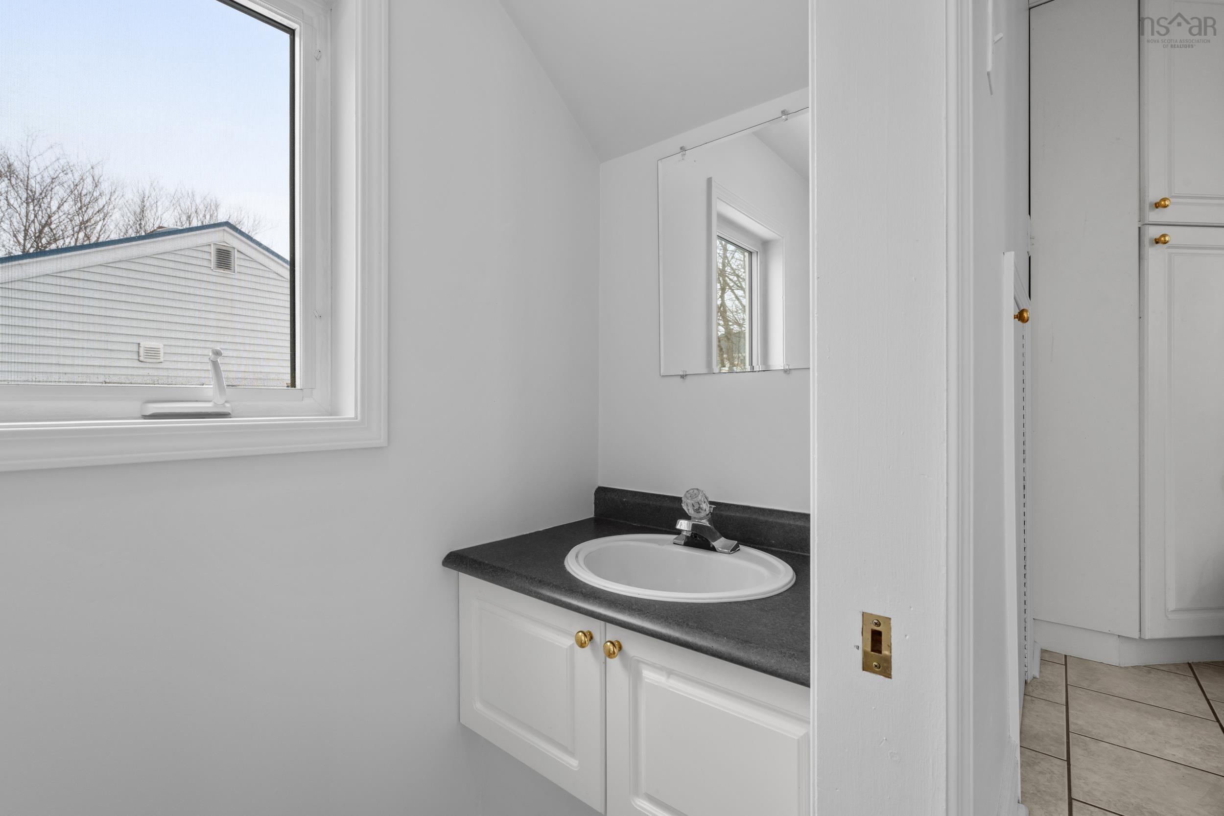 $677,770.00: 121 School Avenue, Halifax
