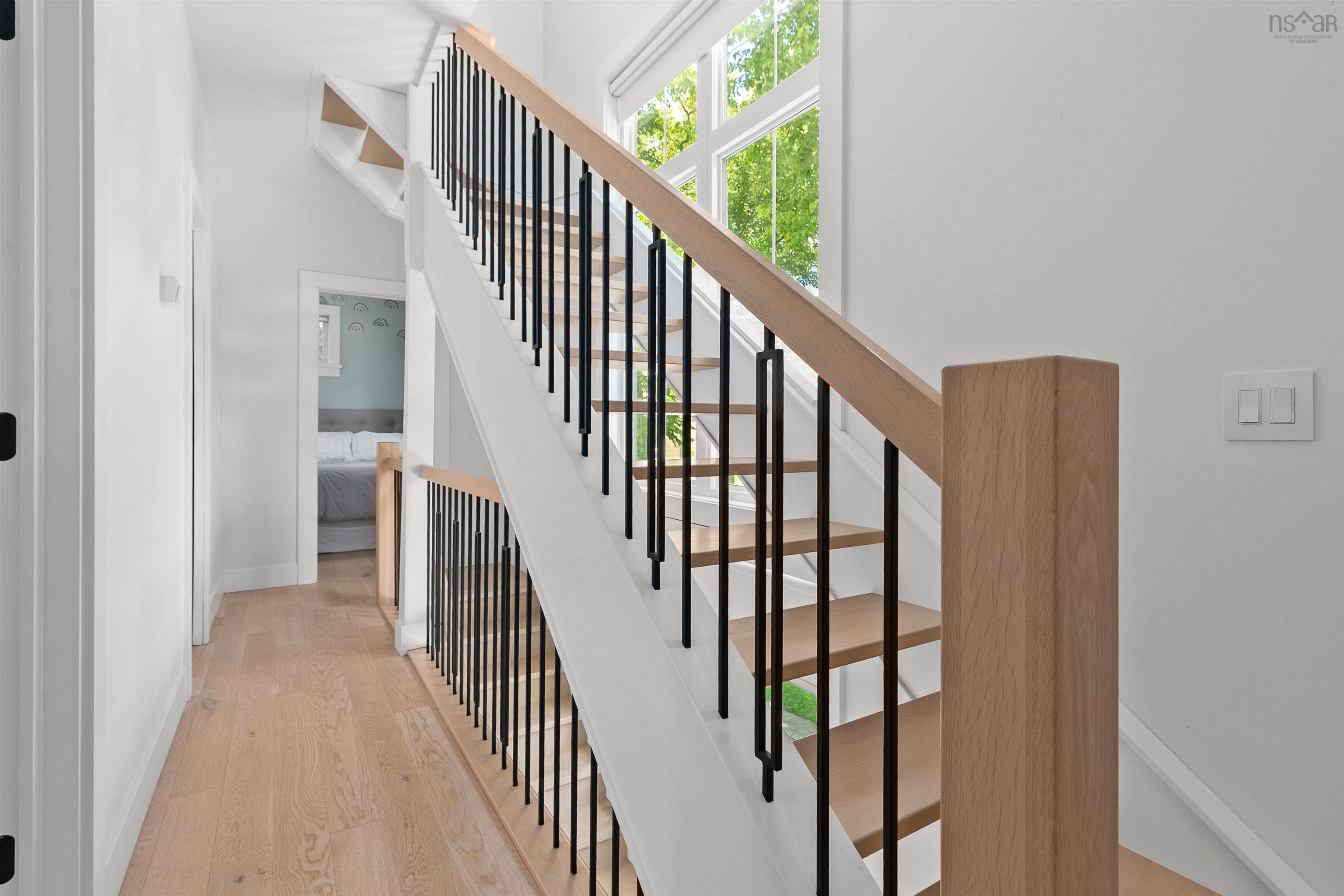 $1,225,000.00: 1594 PRESTON, Halifax