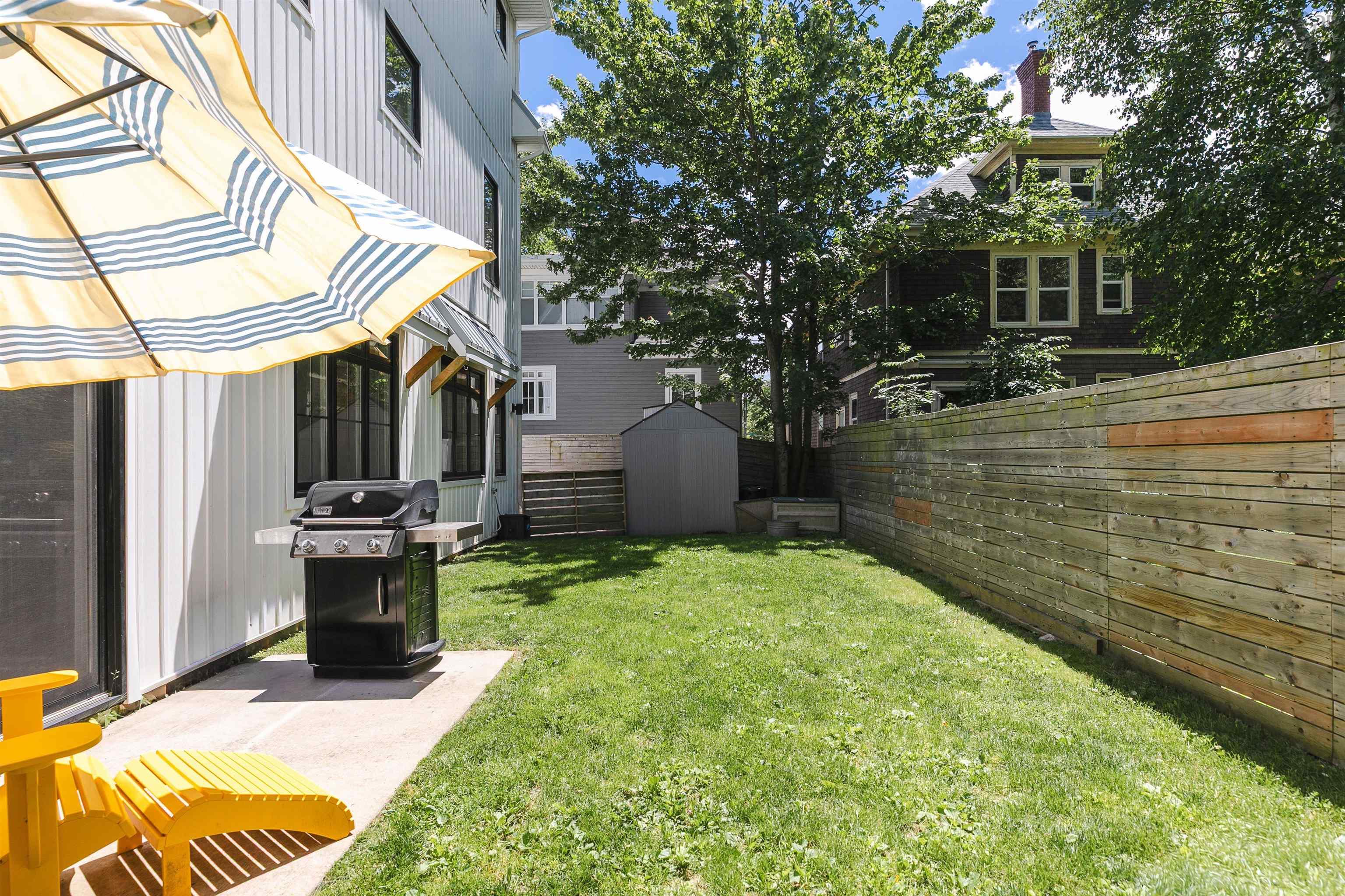 $1,225,000.00: 1594 PRESTON, Halifax