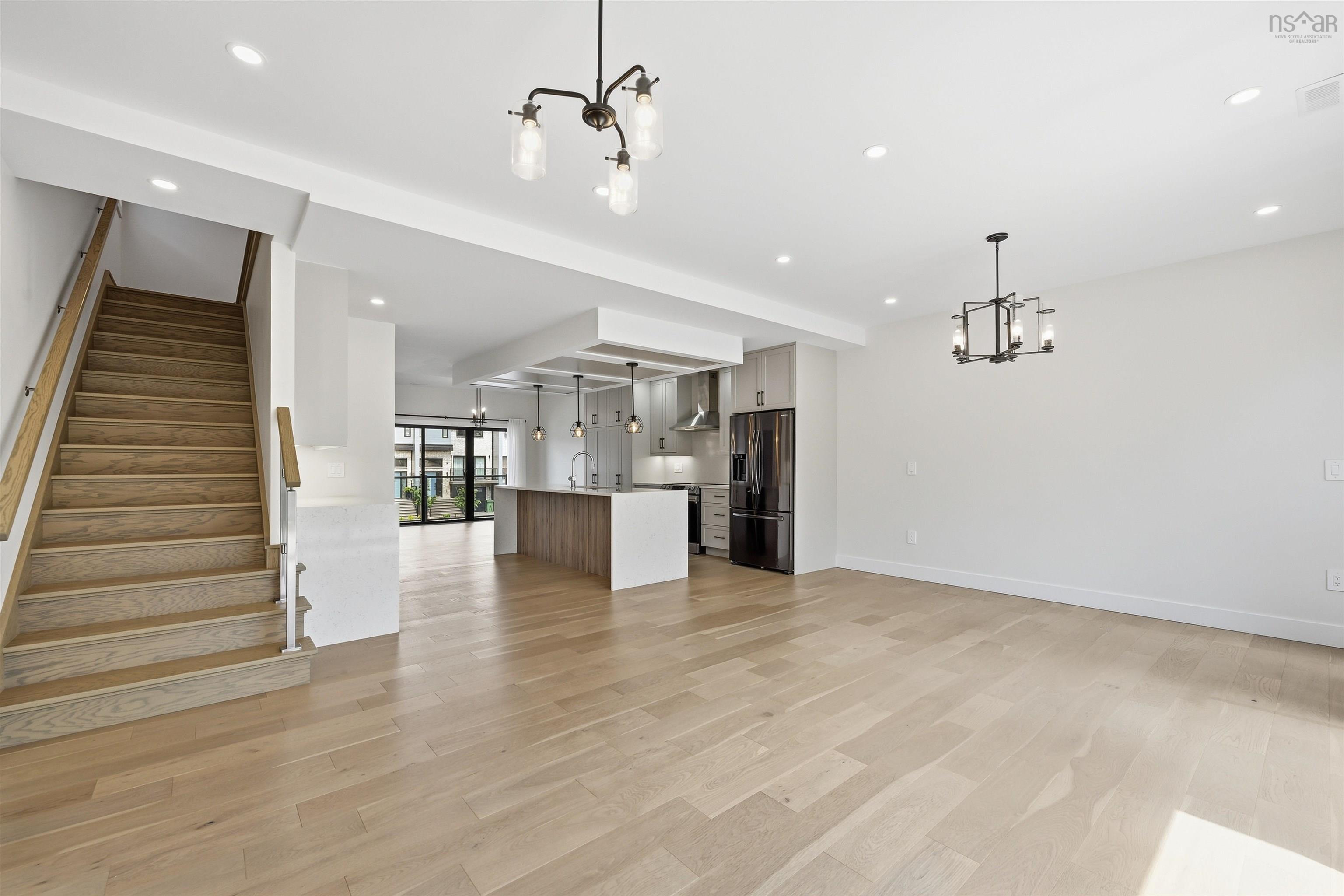 $794,900.00: 16 Trekker Drive, Bedford