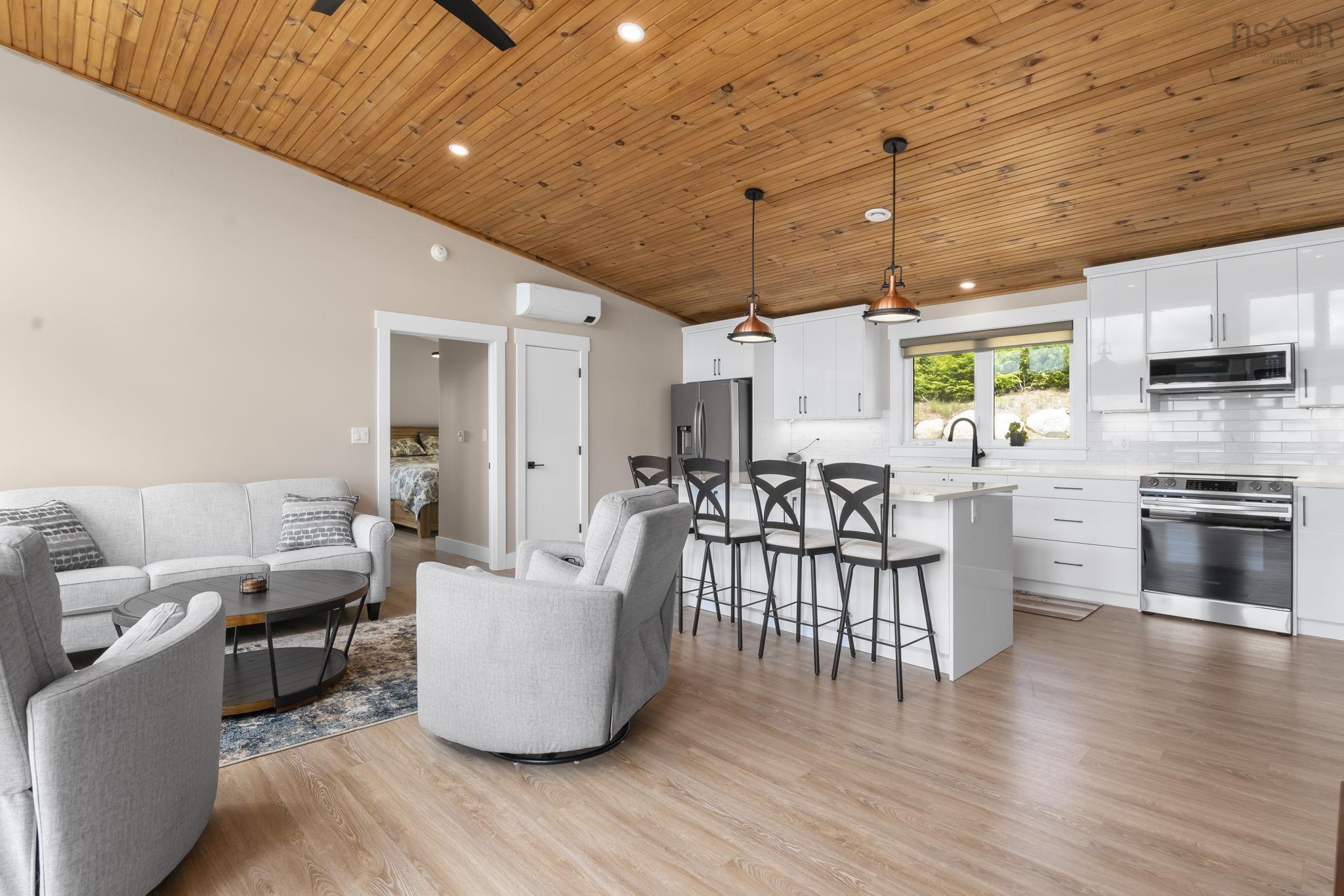 $599,000.00: 67 Uhlman Point Road, Molega North