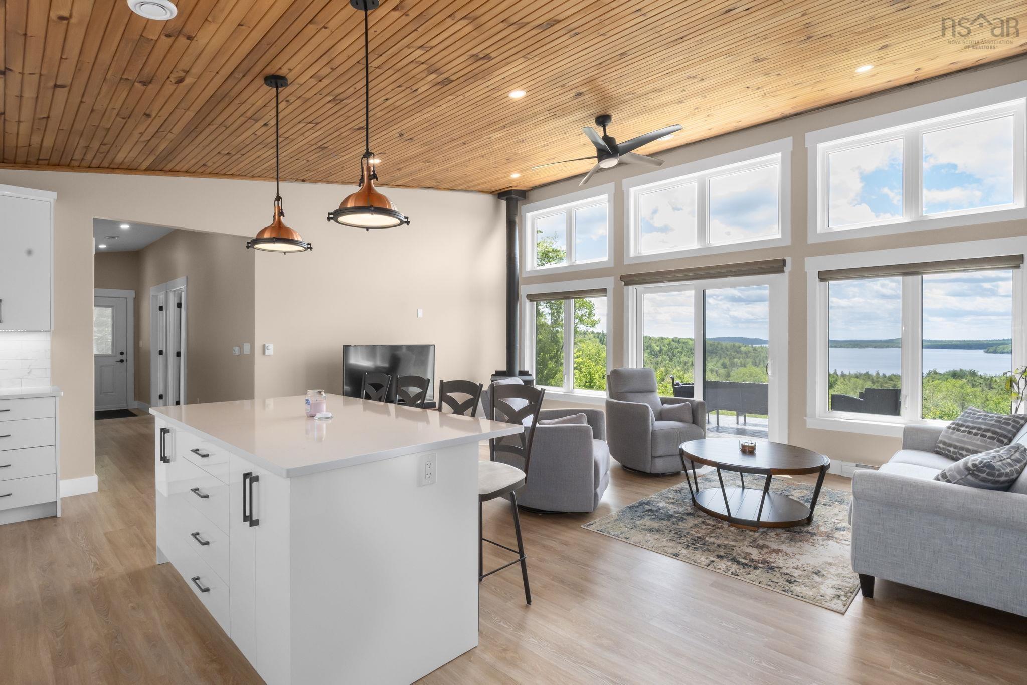 $599,000.00: 67 Uhlman Point Road, Molega North