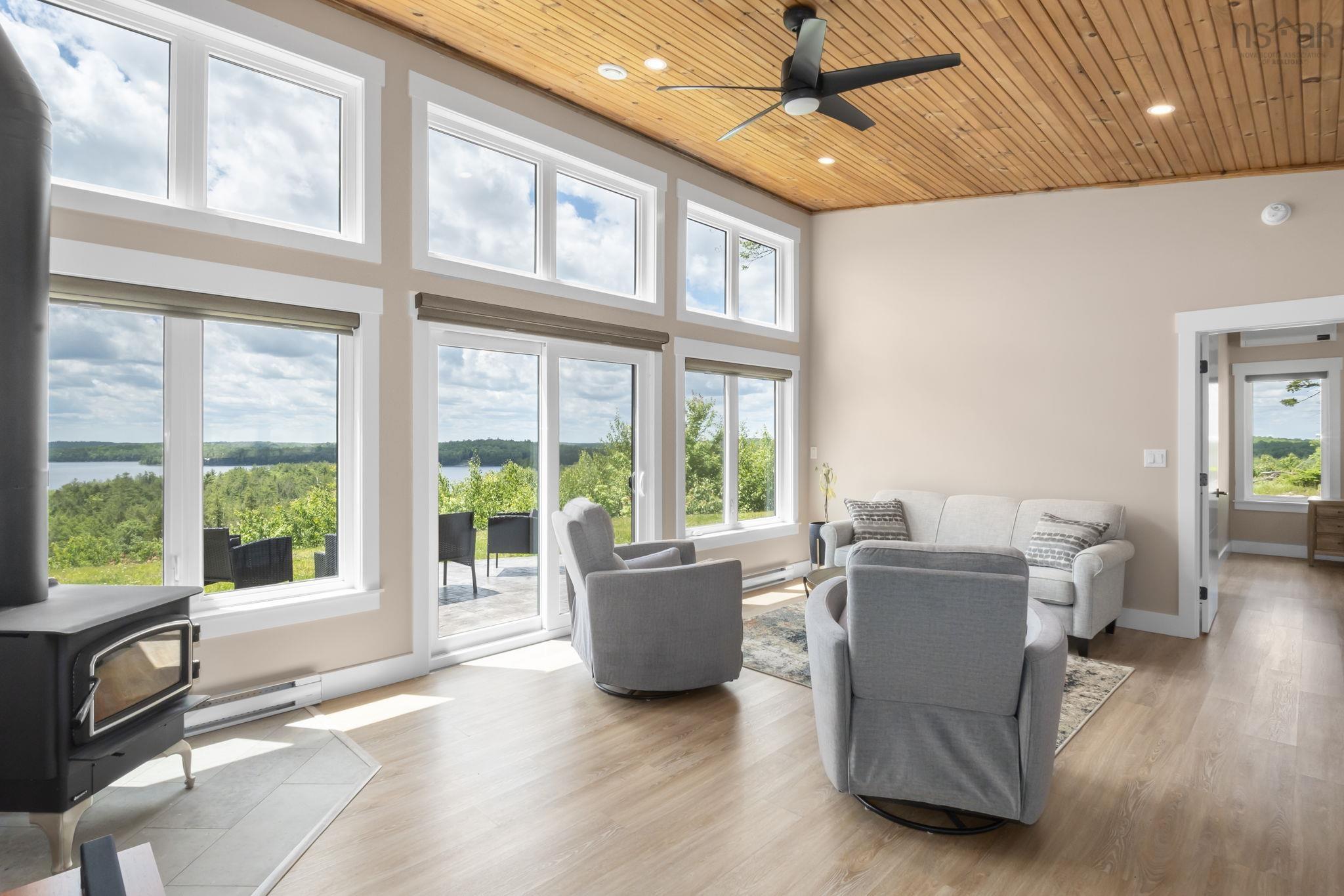 $599,000.00: 67 Uhlman Point Road, Molega North