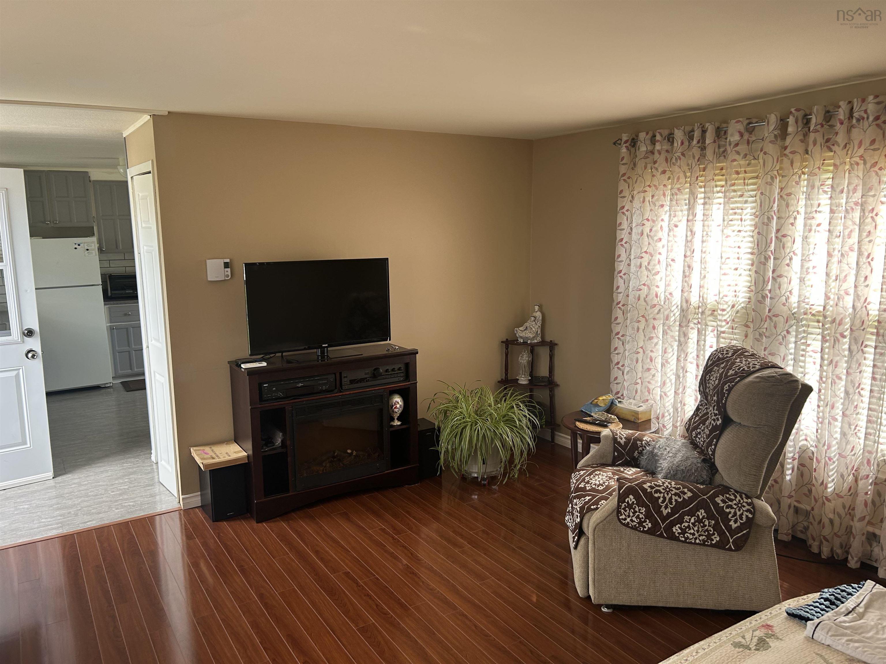 $109,900.00: 128 Second Street, Howie Centre