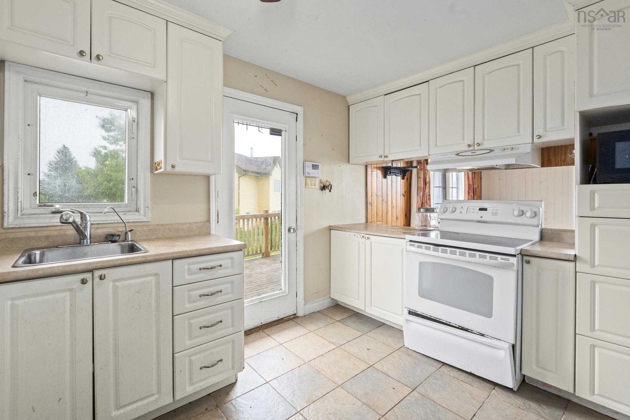 $399,900.00: 3815 Old Sambro Road, Sambro