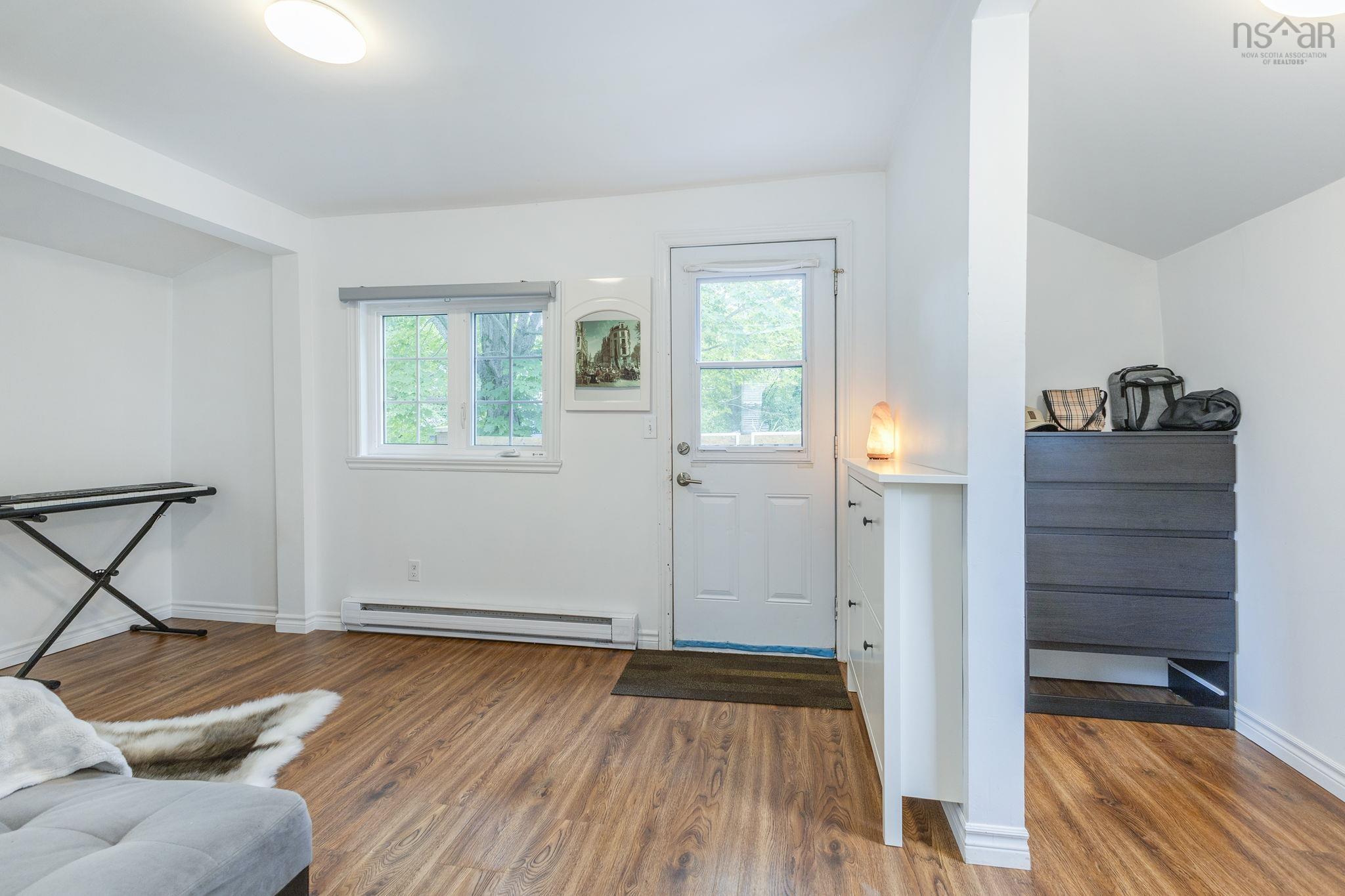$299,900.00: 58 Centre Street, Truro