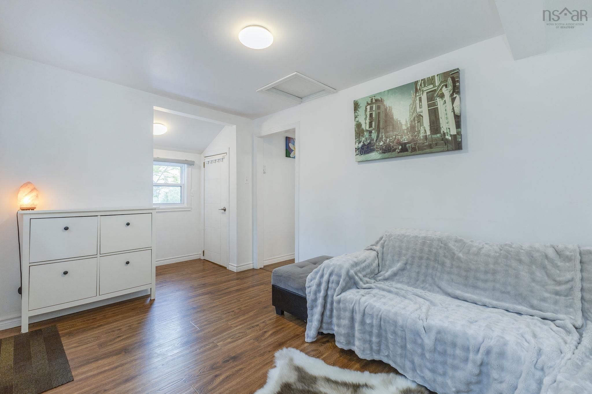 $299,900.00: 58 Centre Street, Truro
