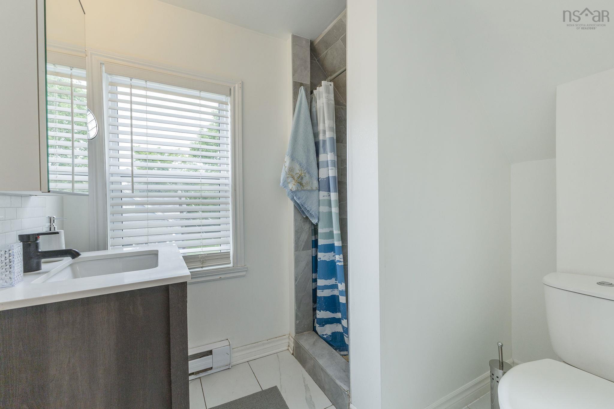 $299,900.00: 58 Centre Street, Truro