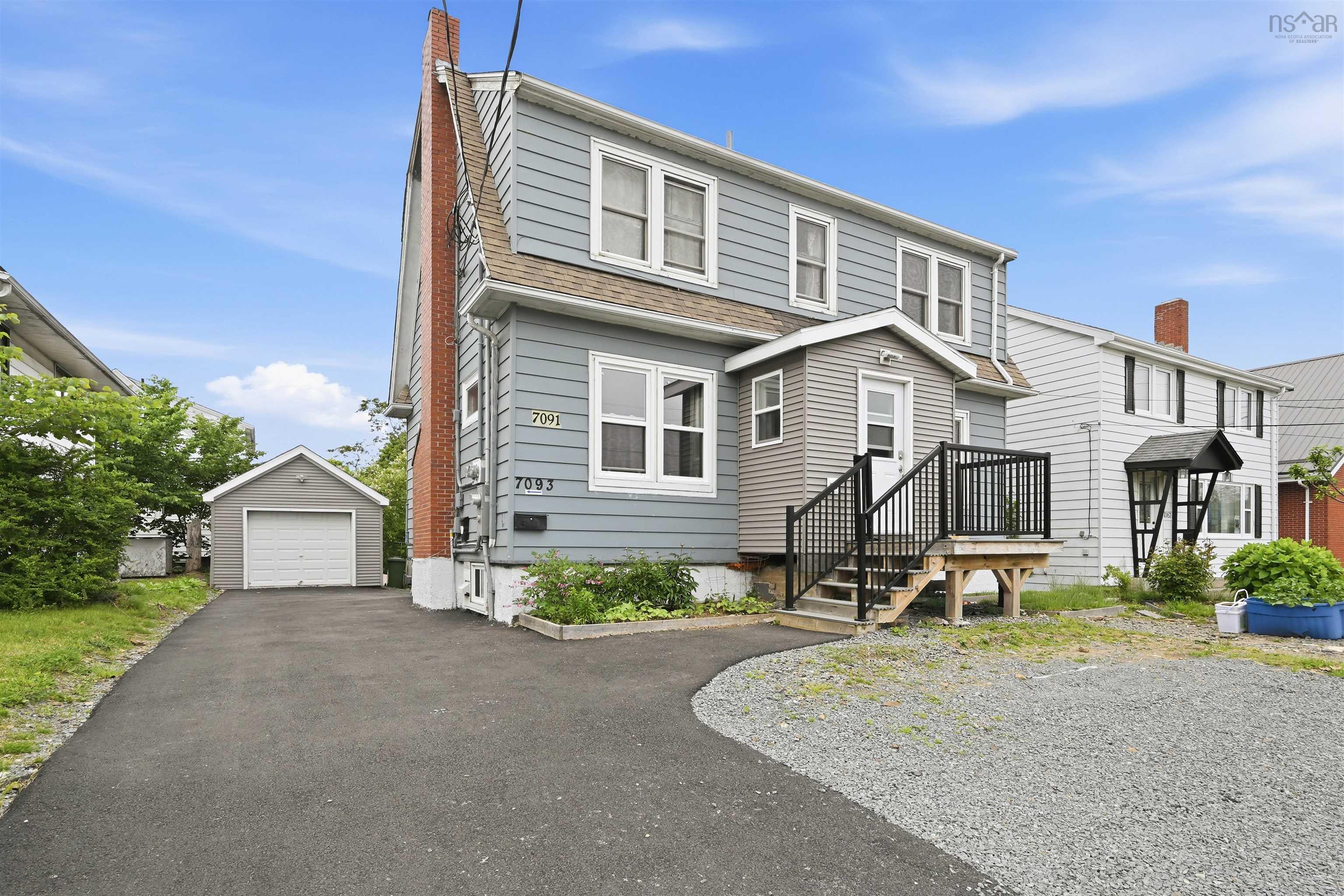 $839,900.00: 7091/7093 Bayers Road, Halifax