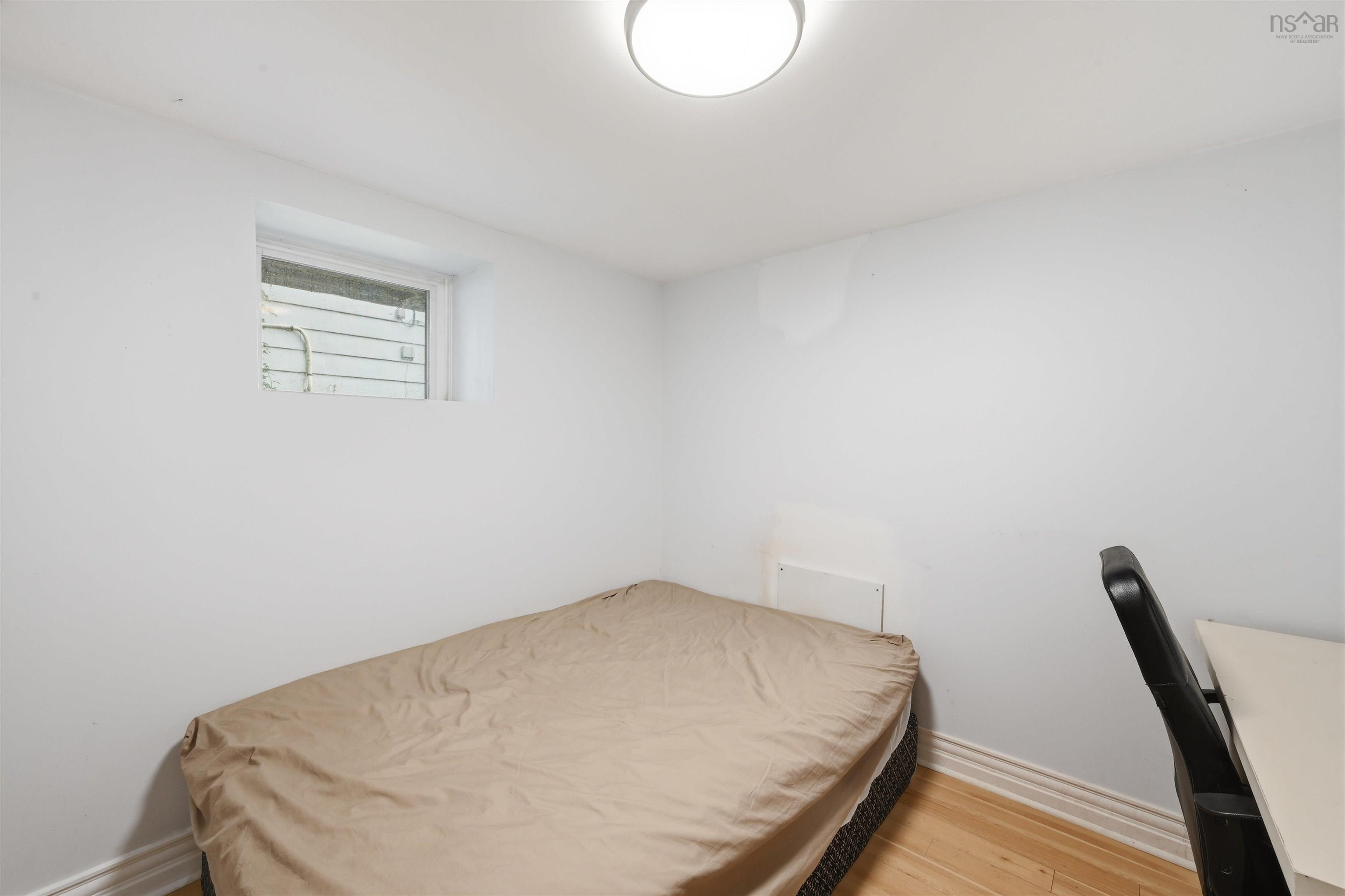 $839,900.00: 7091/7093 Bayers Road, Halifax