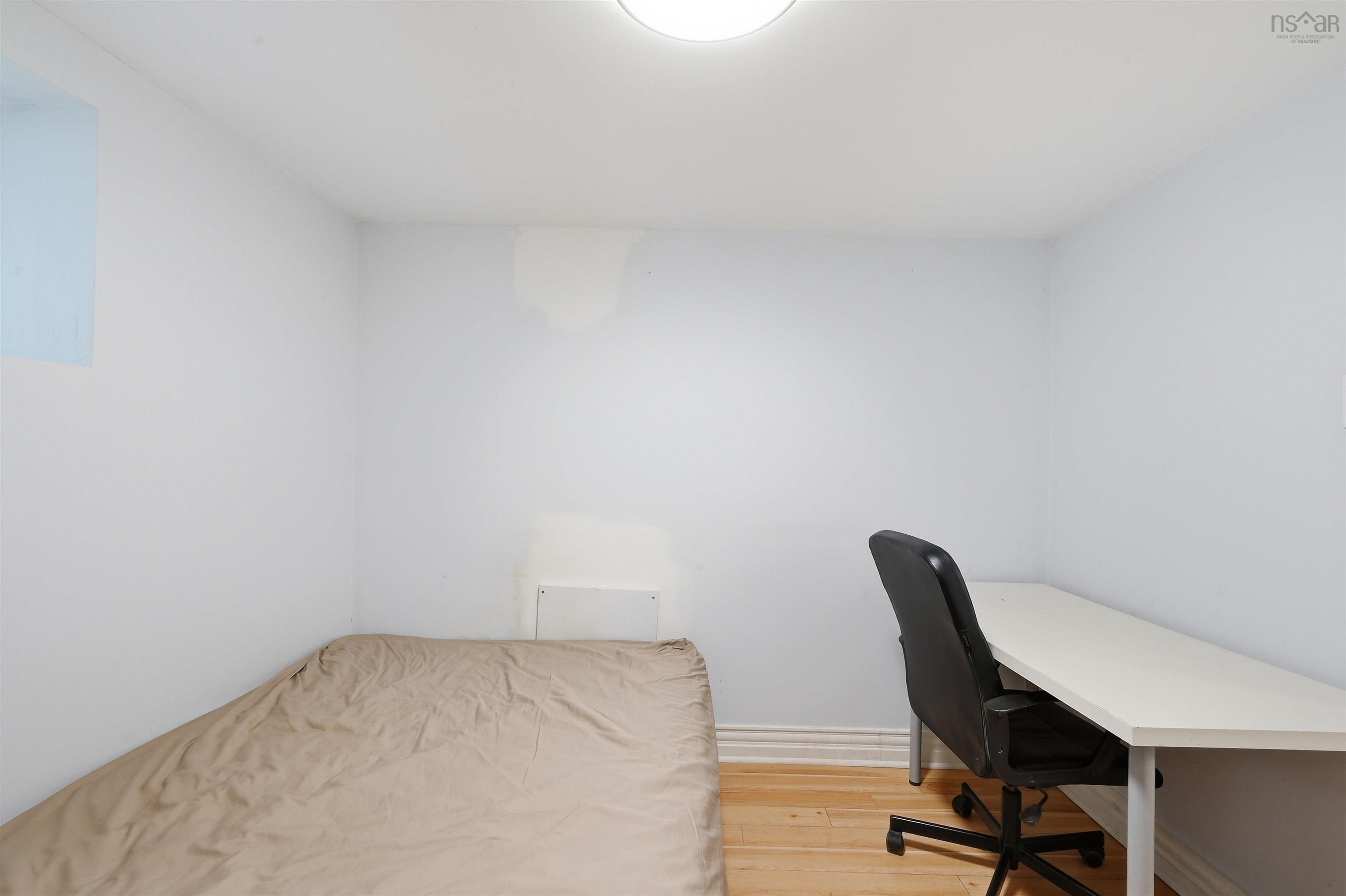 $839,900.00: 7091/7093 Bayers Road, Halifax