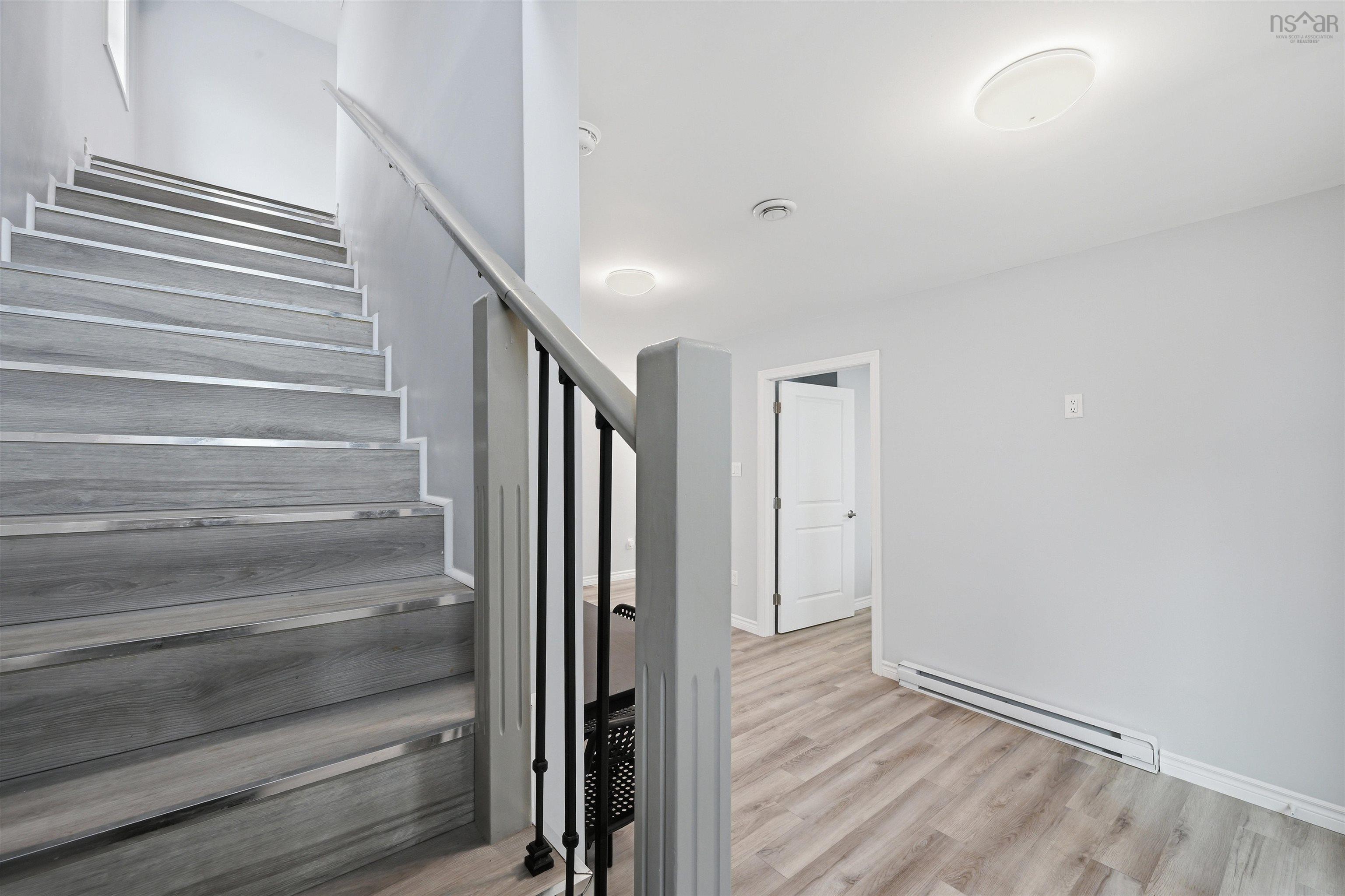 $839,900.00: 7091/7093 Bayers Road, Halifax