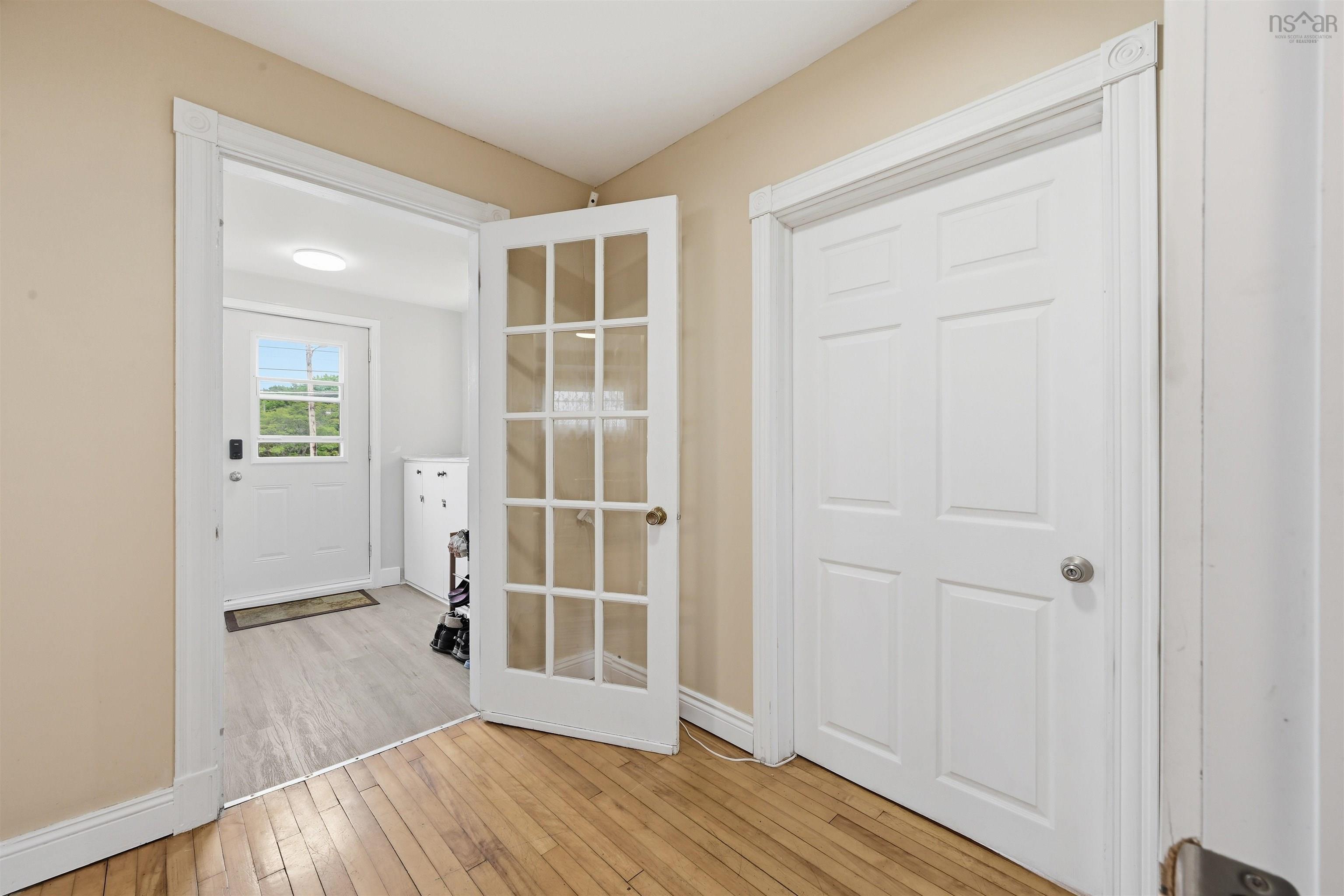 $839,900.00: 7091/7093 Bayers Road, Halifax