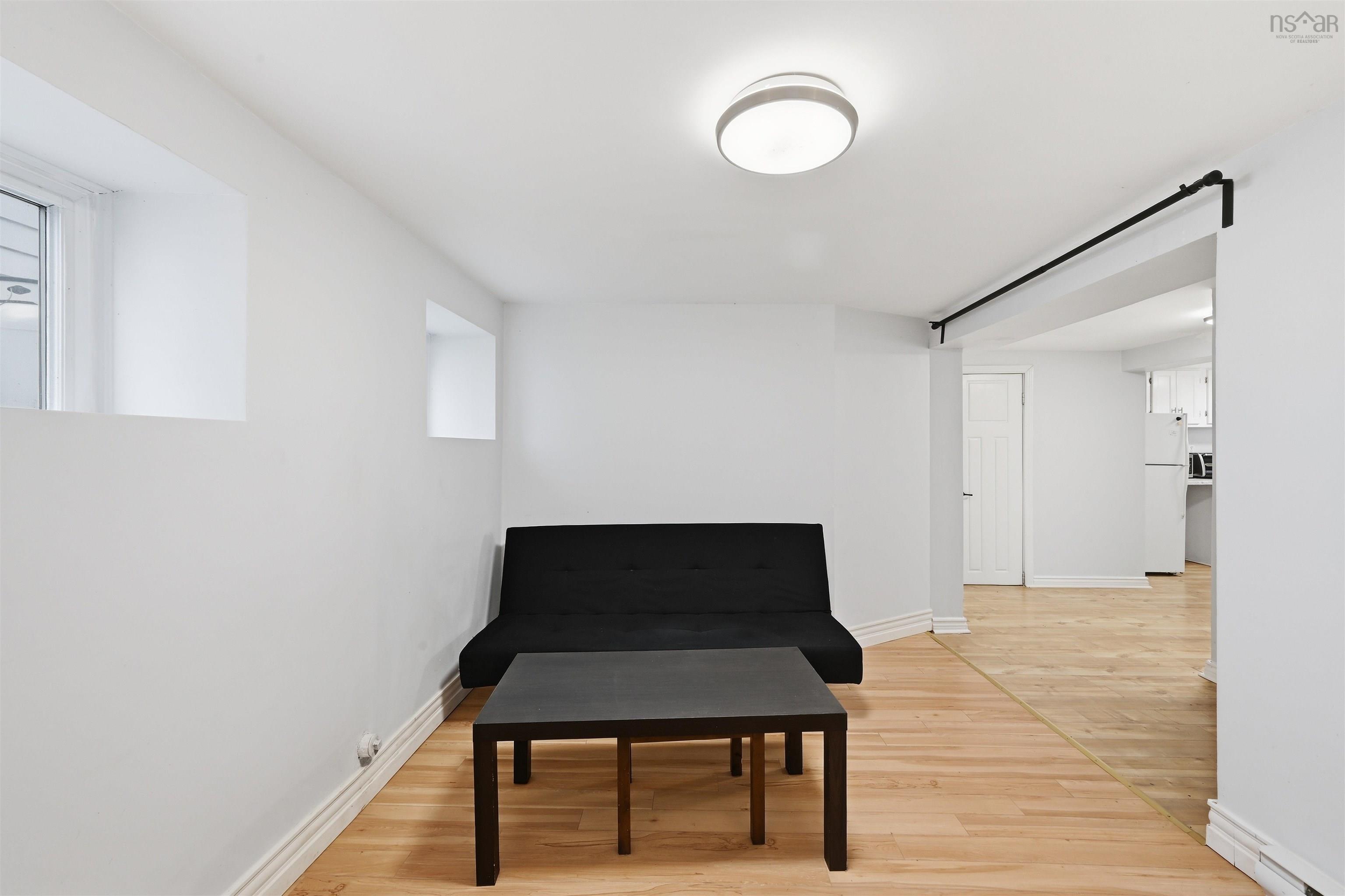 $839,900.00: 7091/7093 Bayers Road, Halifax