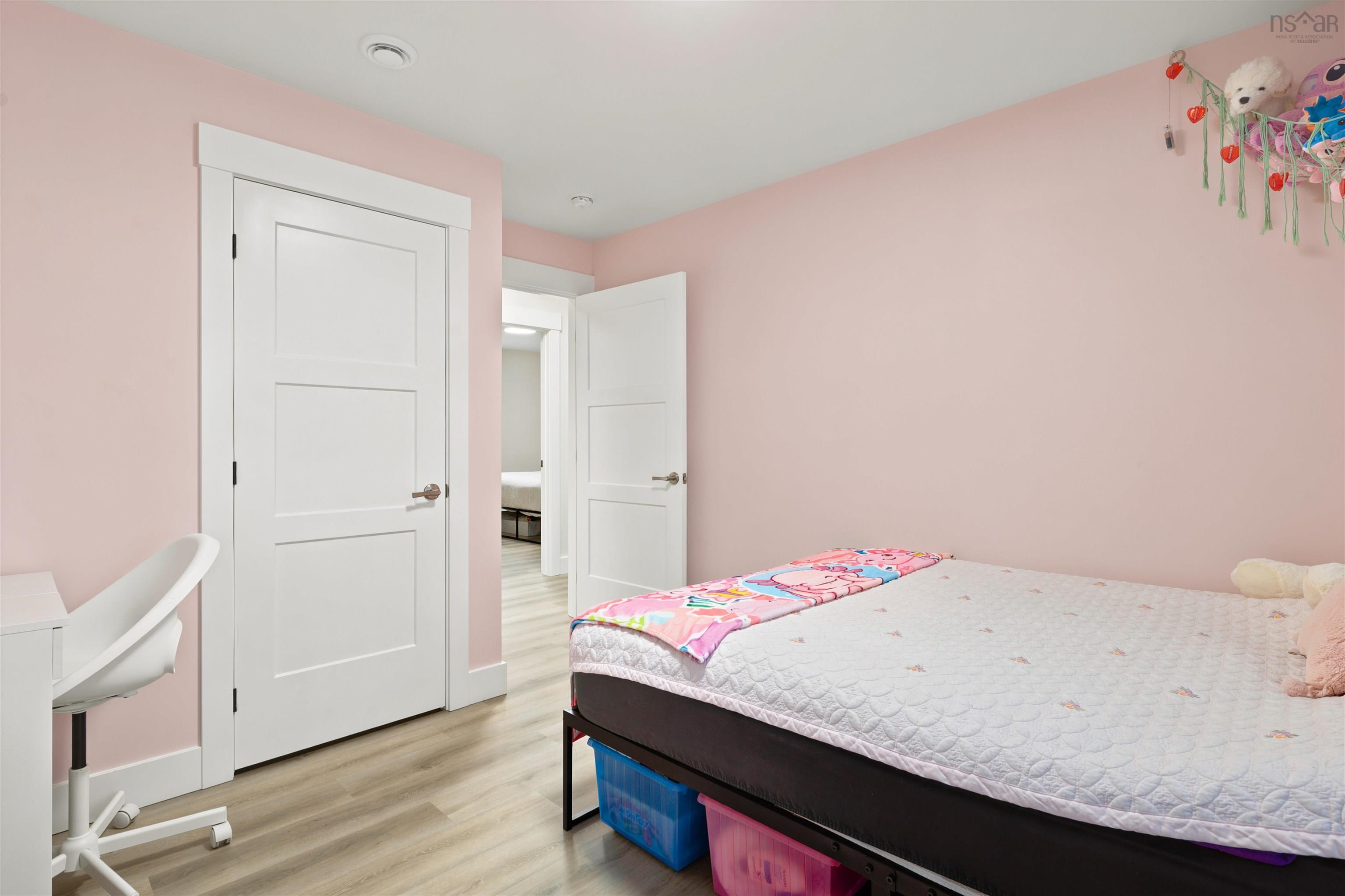 $664,900.00: 7 Splinter Court, Beaver Bank