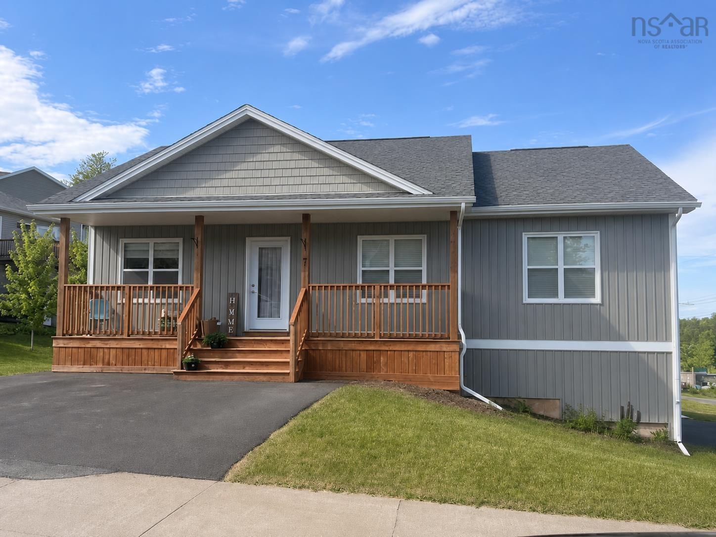 $664,900.00: 7 Splinter Court, Beaver Bank
