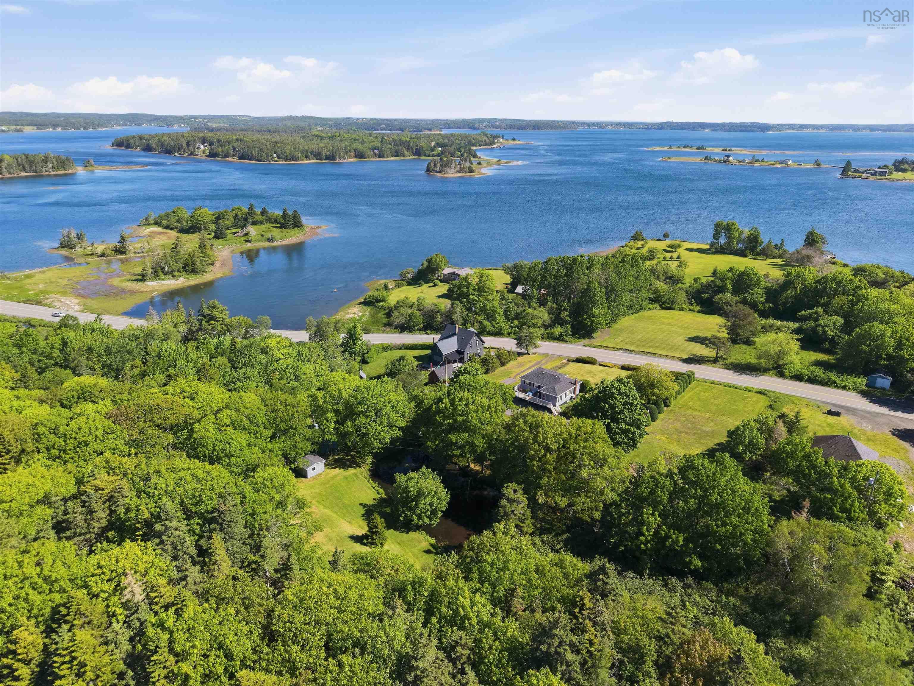 $599,900.00: 2544 Highway 332, Bayport