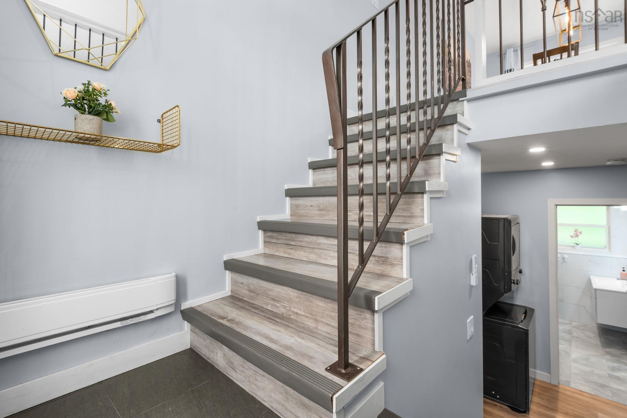 $499,900.00: 1021 1023 Marie Crescent, Kentville