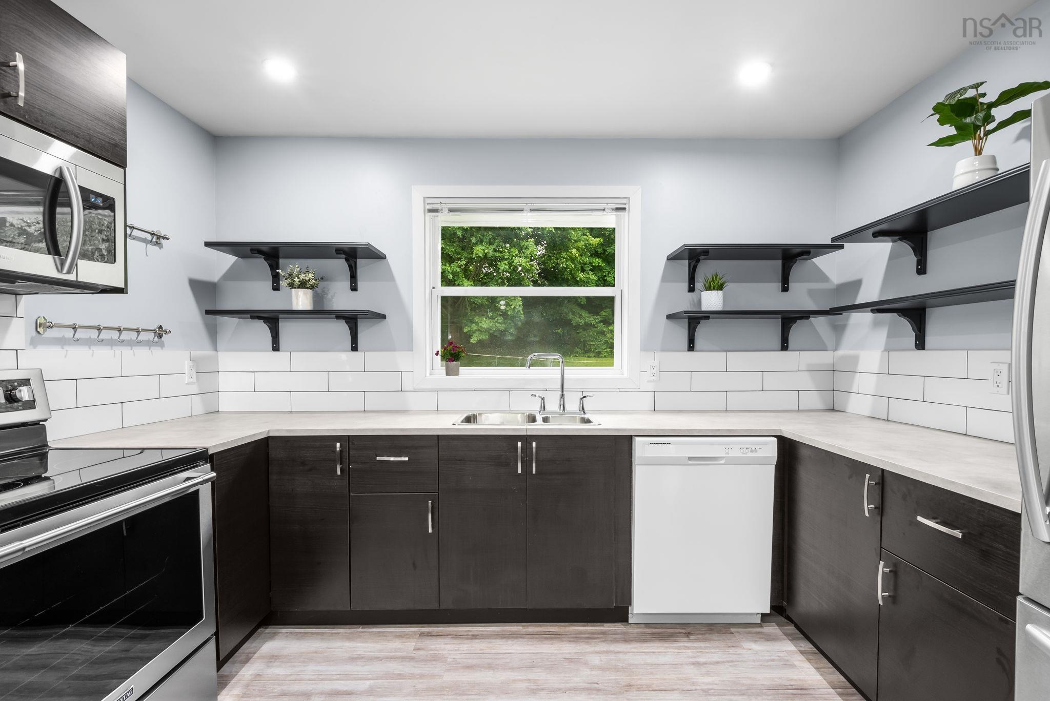 $499,900.00: 1021 1023 Marie Crescent, Kentville