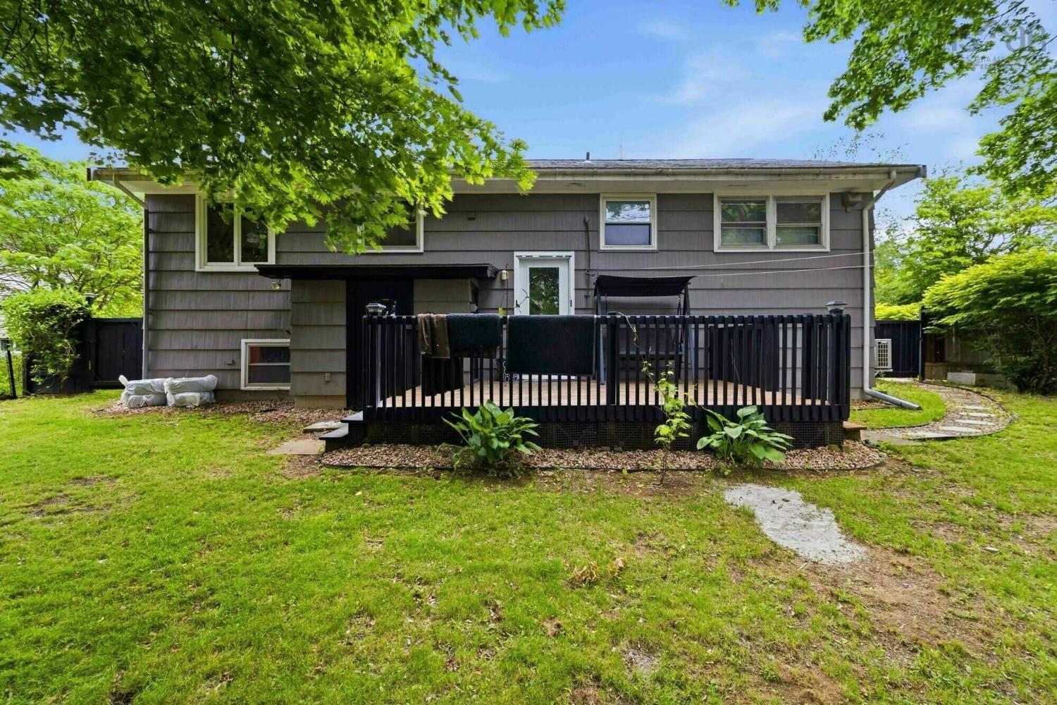 $439,900.00: 38 Dawson Street, Bridgewater