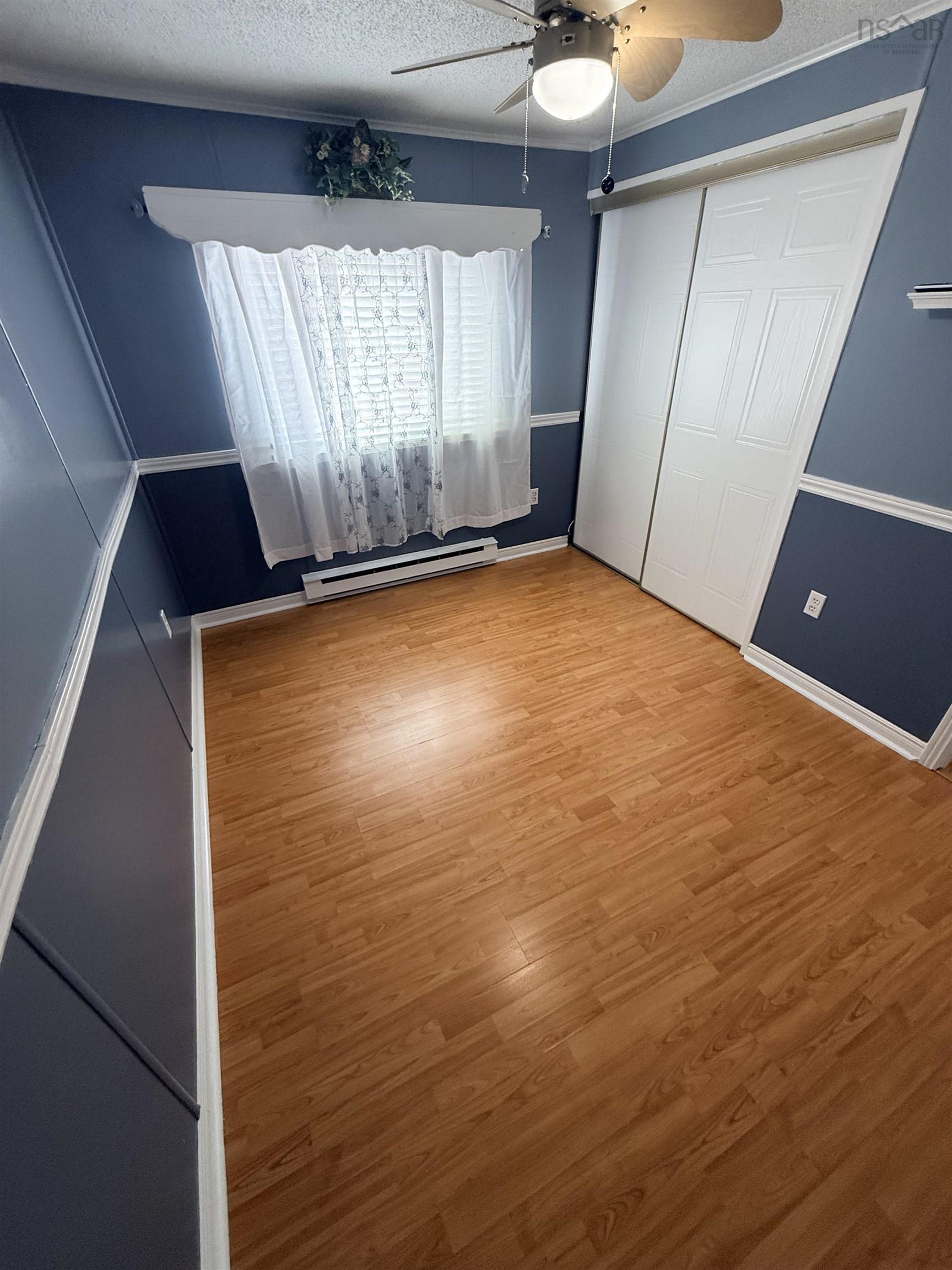 $220,000.00: B1L 1C9 41 Third Street, Howie Centre