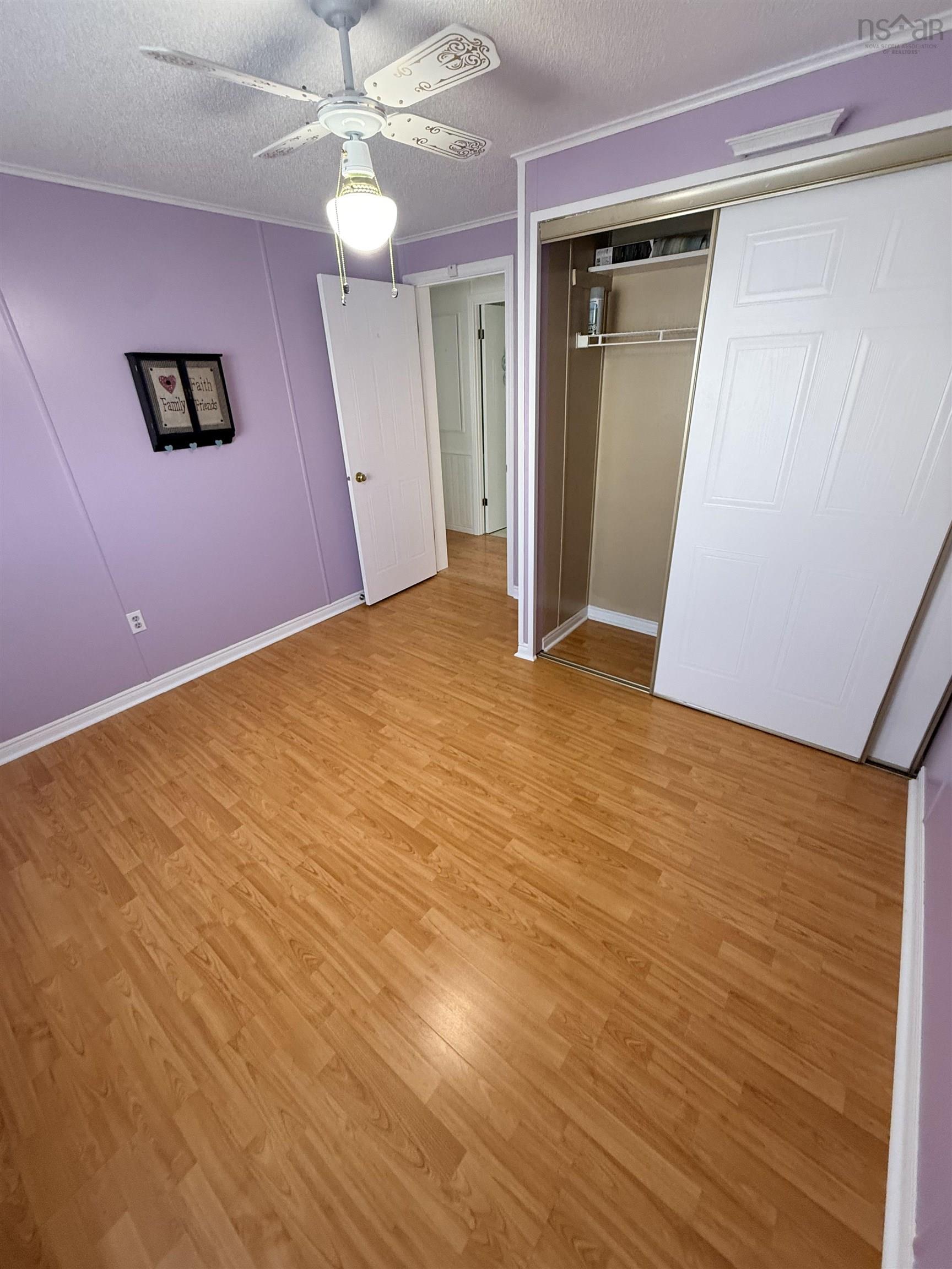 $220,000.00: B1L 1C9 41 Third Street, Howie Centre