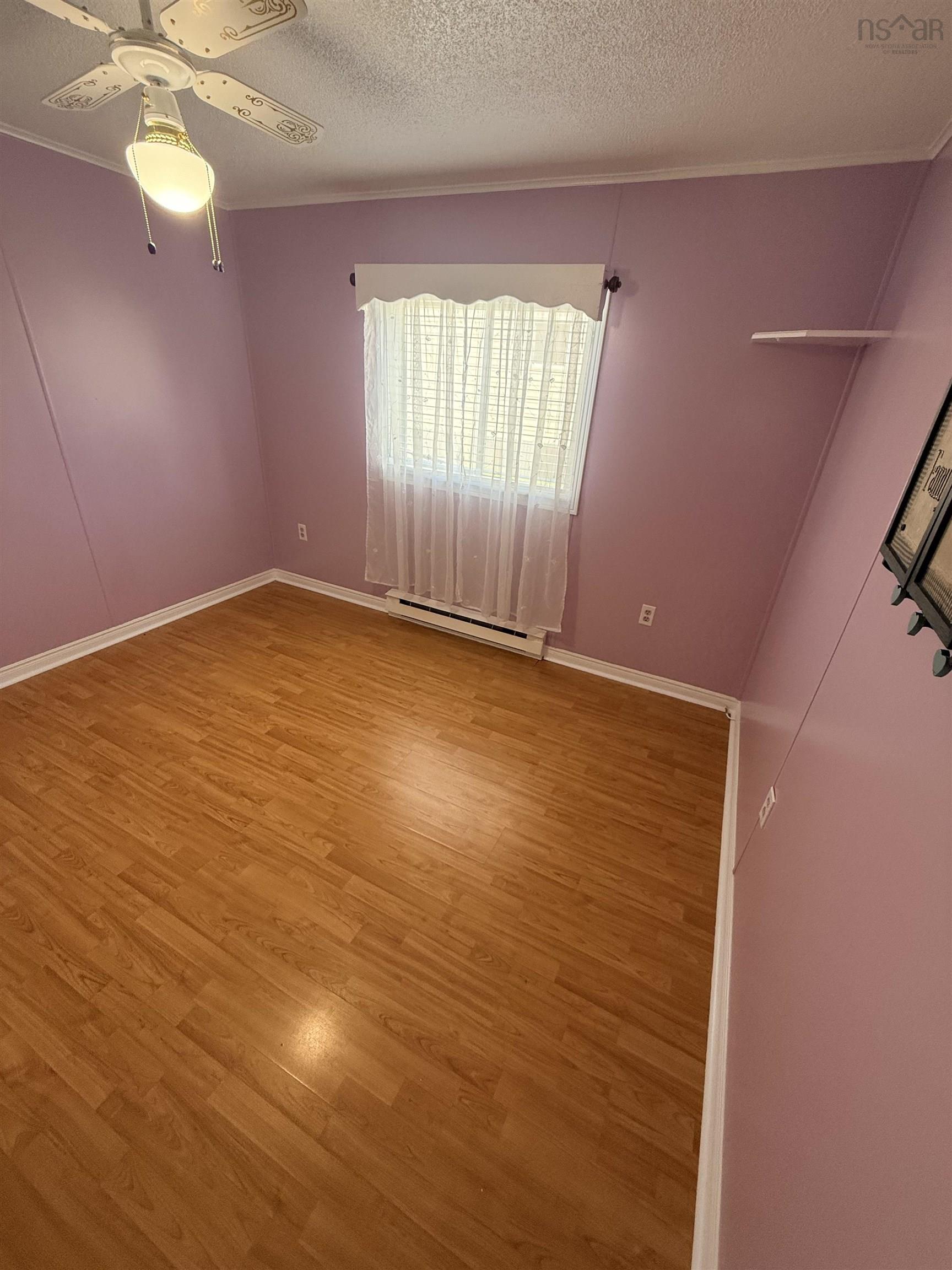 $220,000.00: B1L 1C9 41 Third Street, Howie Centre
