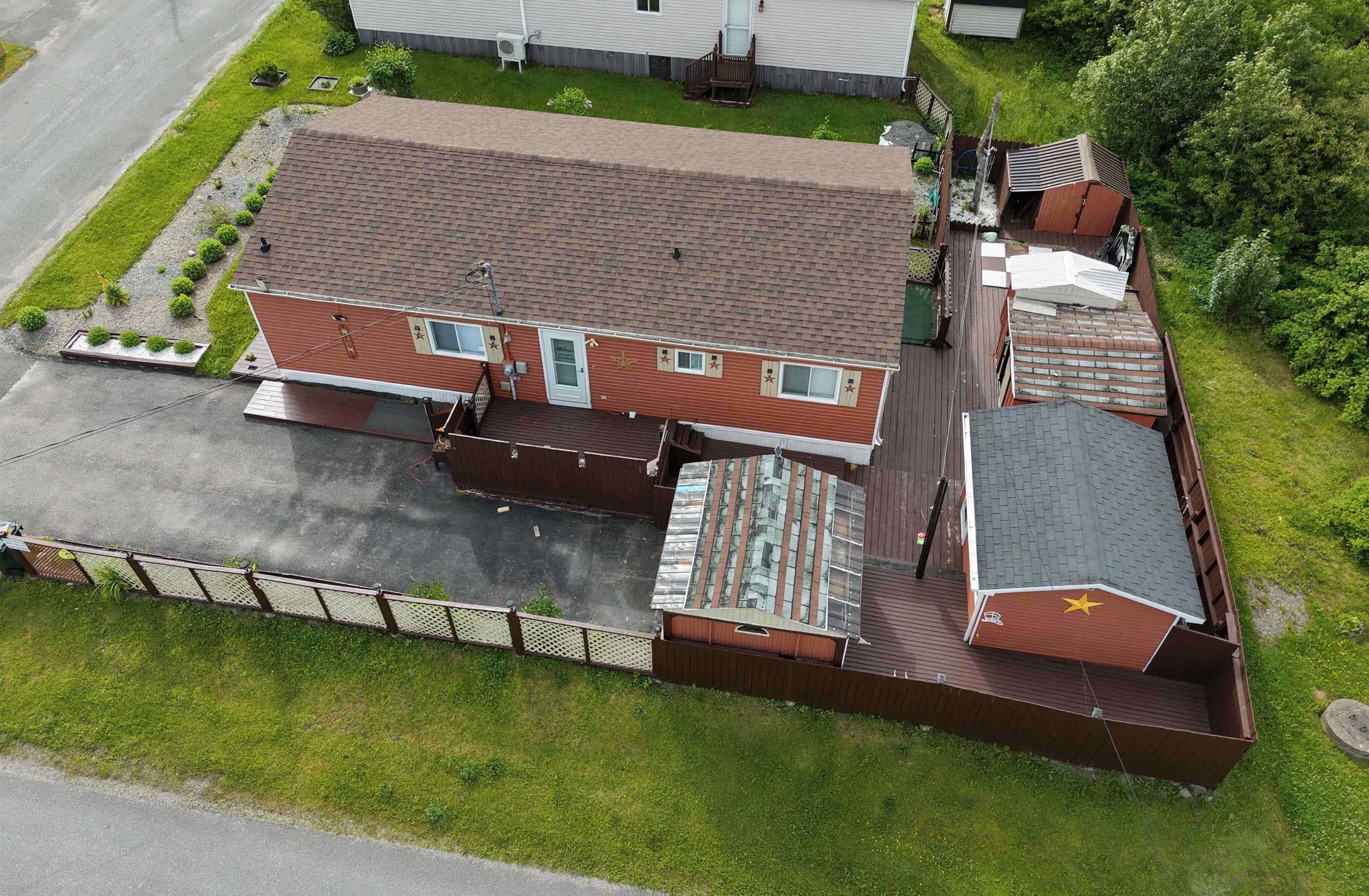 $220,000.00: B1L 1C9 41 Third Street, Howie Centre
