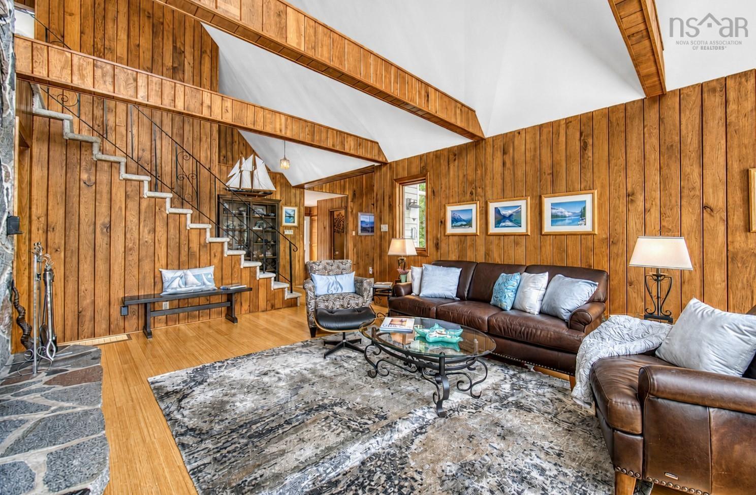 $1,295,000.00: 2515 Hwy 331, West Lahave