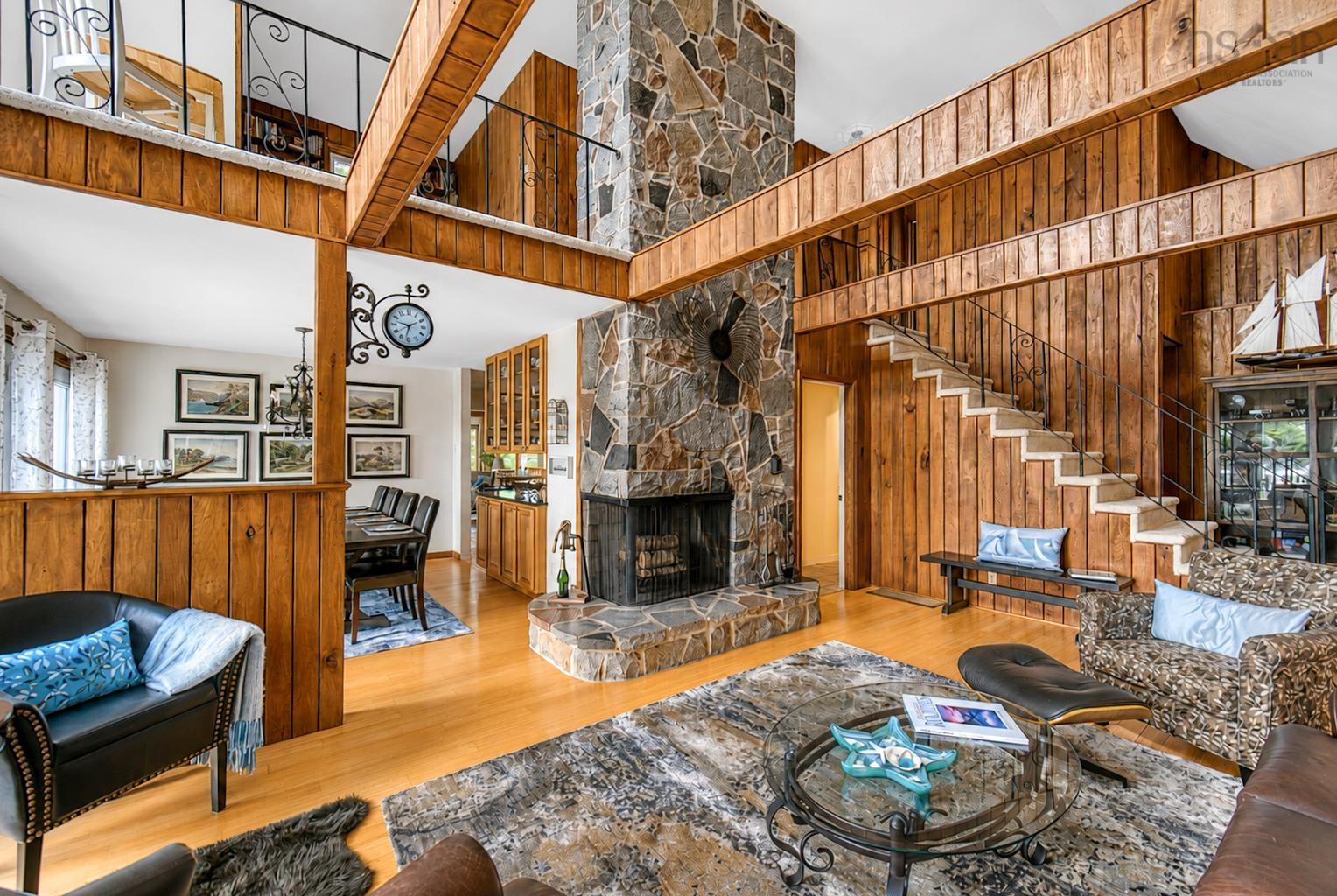 $1,295,000.00: 2515 Hwy 331, West Lahave