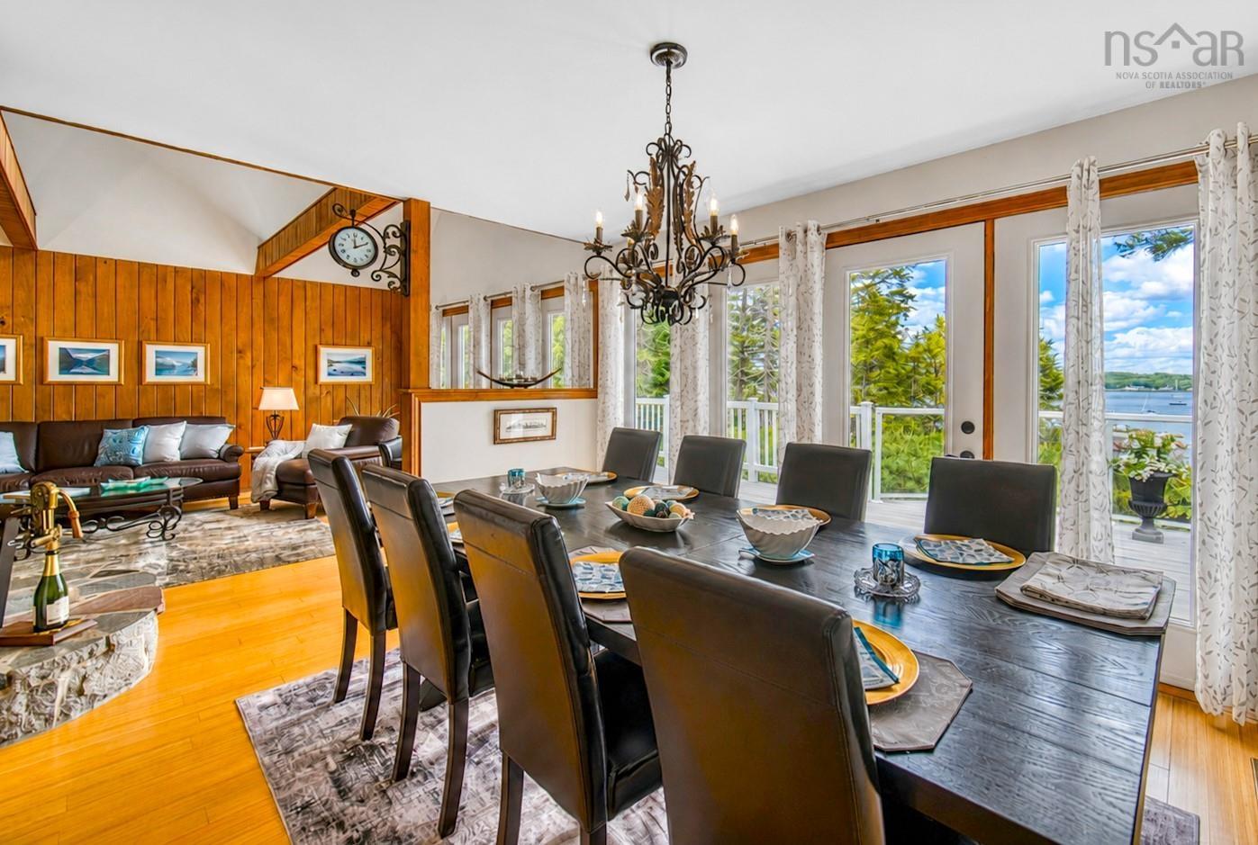$1,295,000.00: 2515 Hwy 331, West Lahave