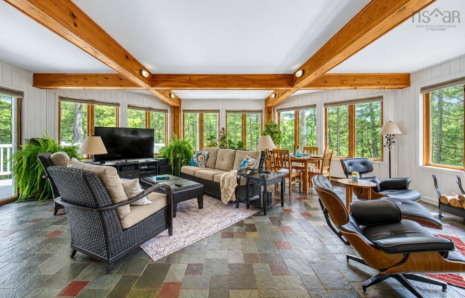 $1,295,000.00: 2515 Hwy 331, West Lahave